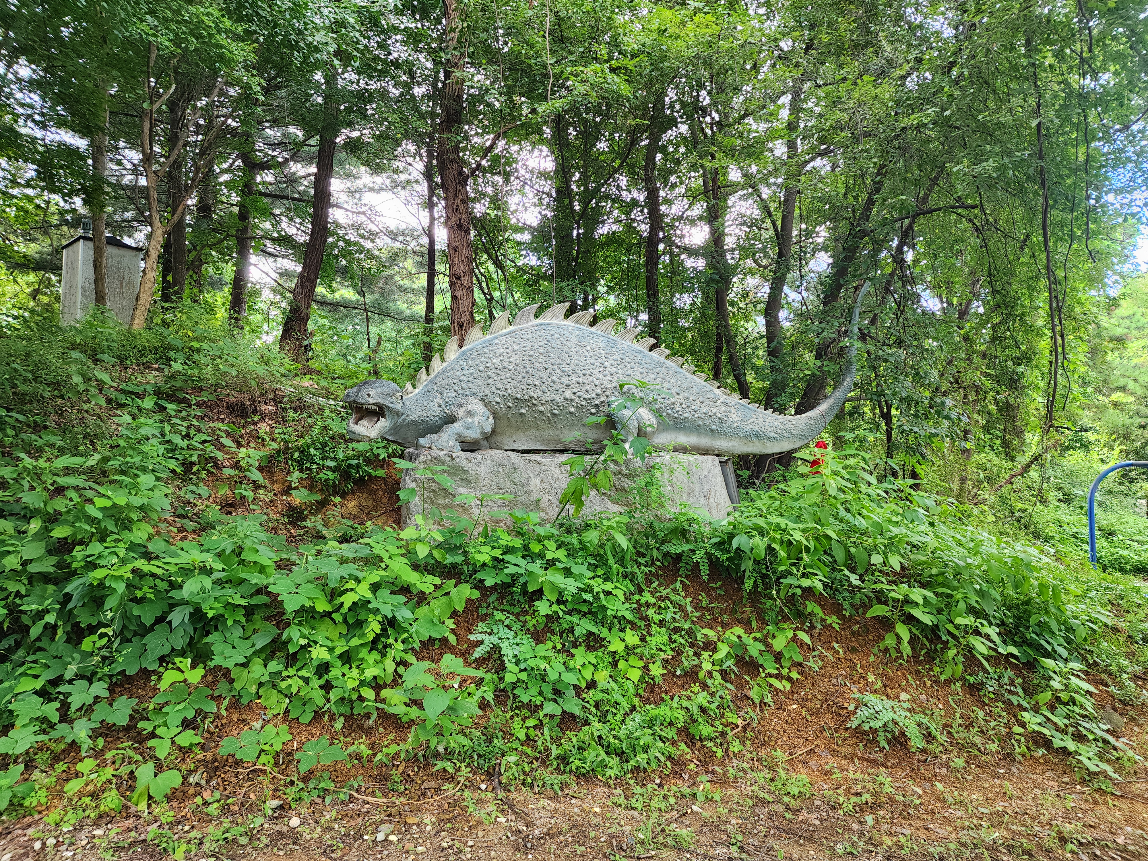 봄이오는 캠프 이미지