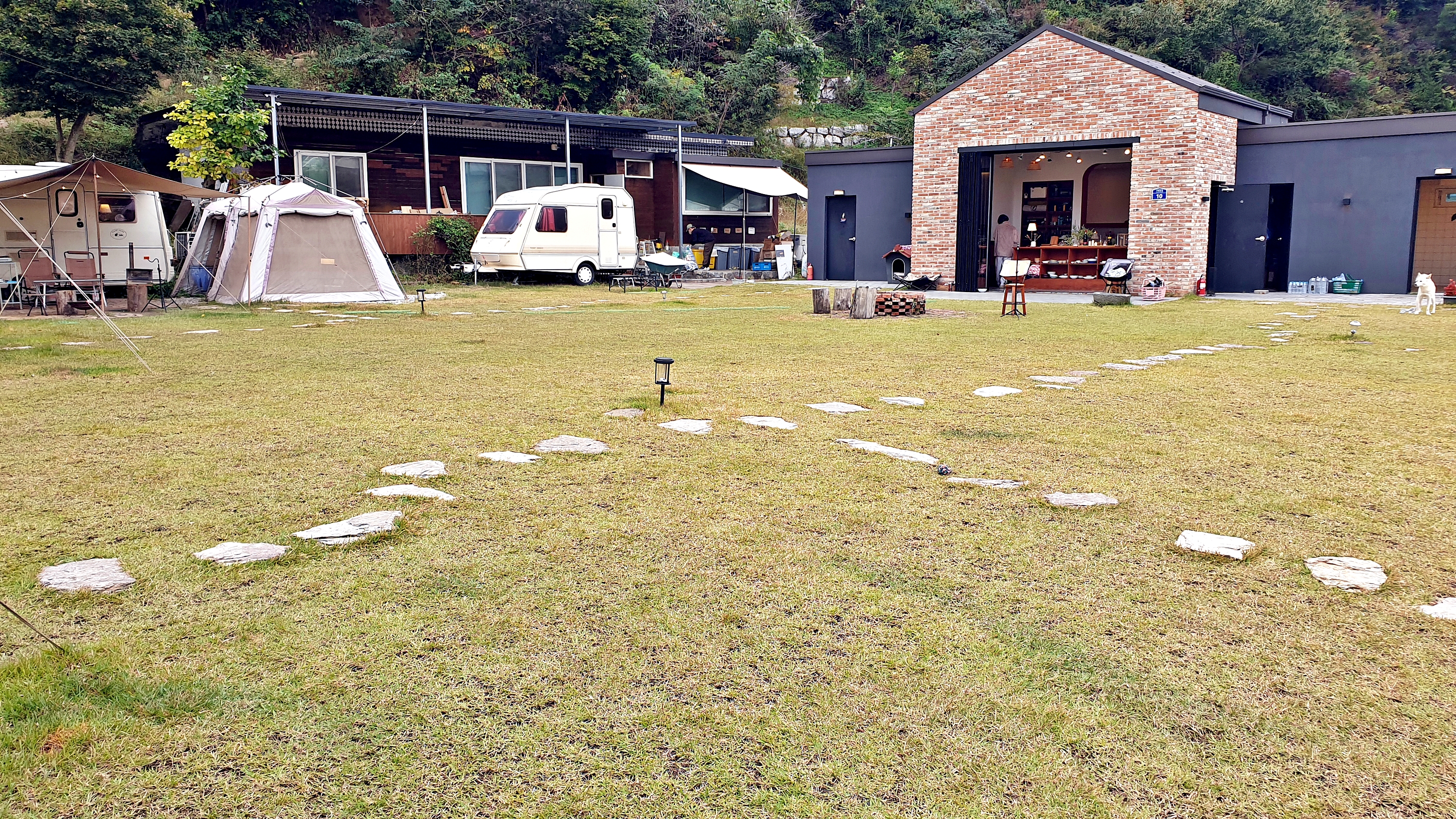 캠프히어 이미지