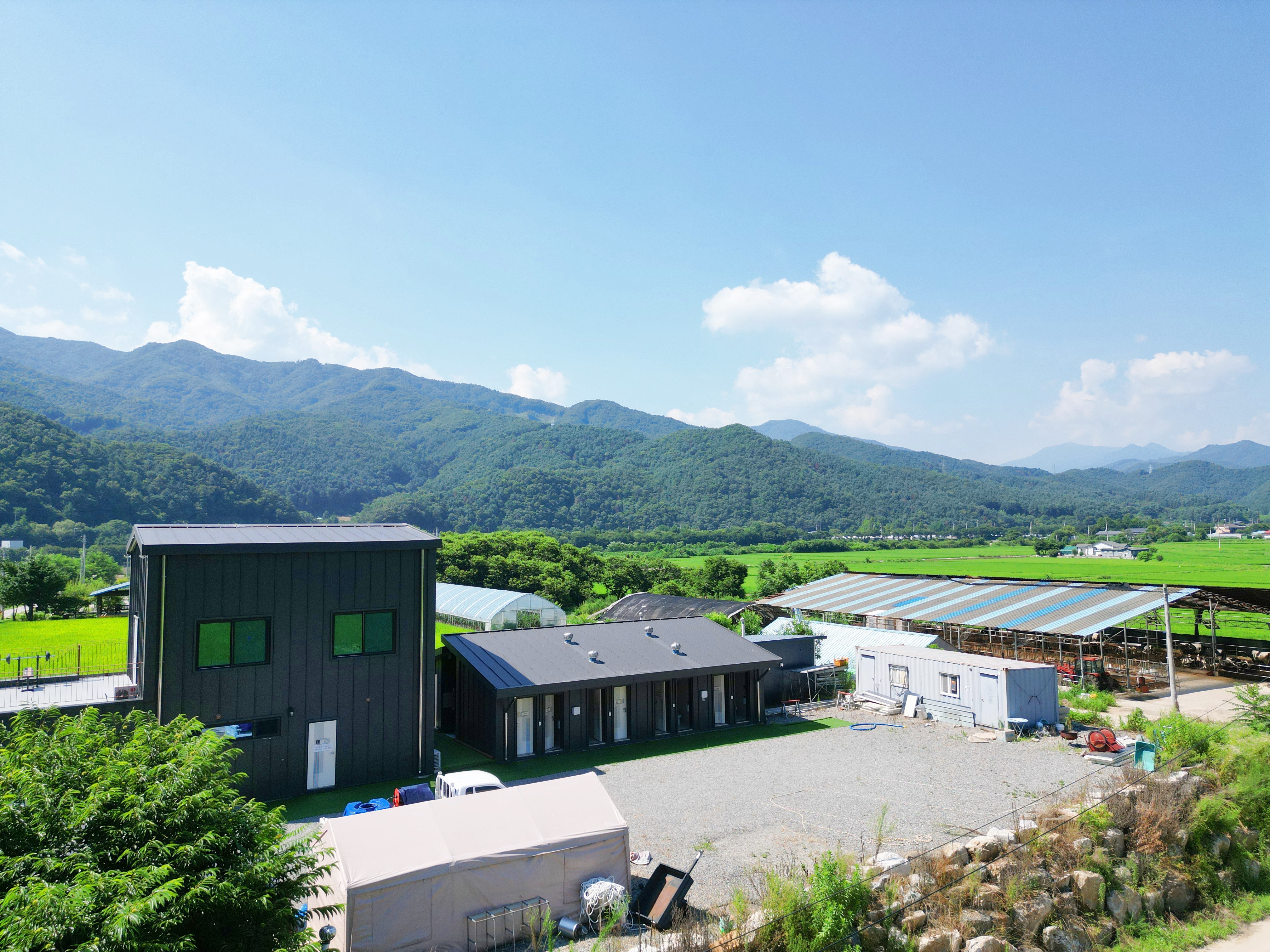 가평아지트캠핑장 이미지