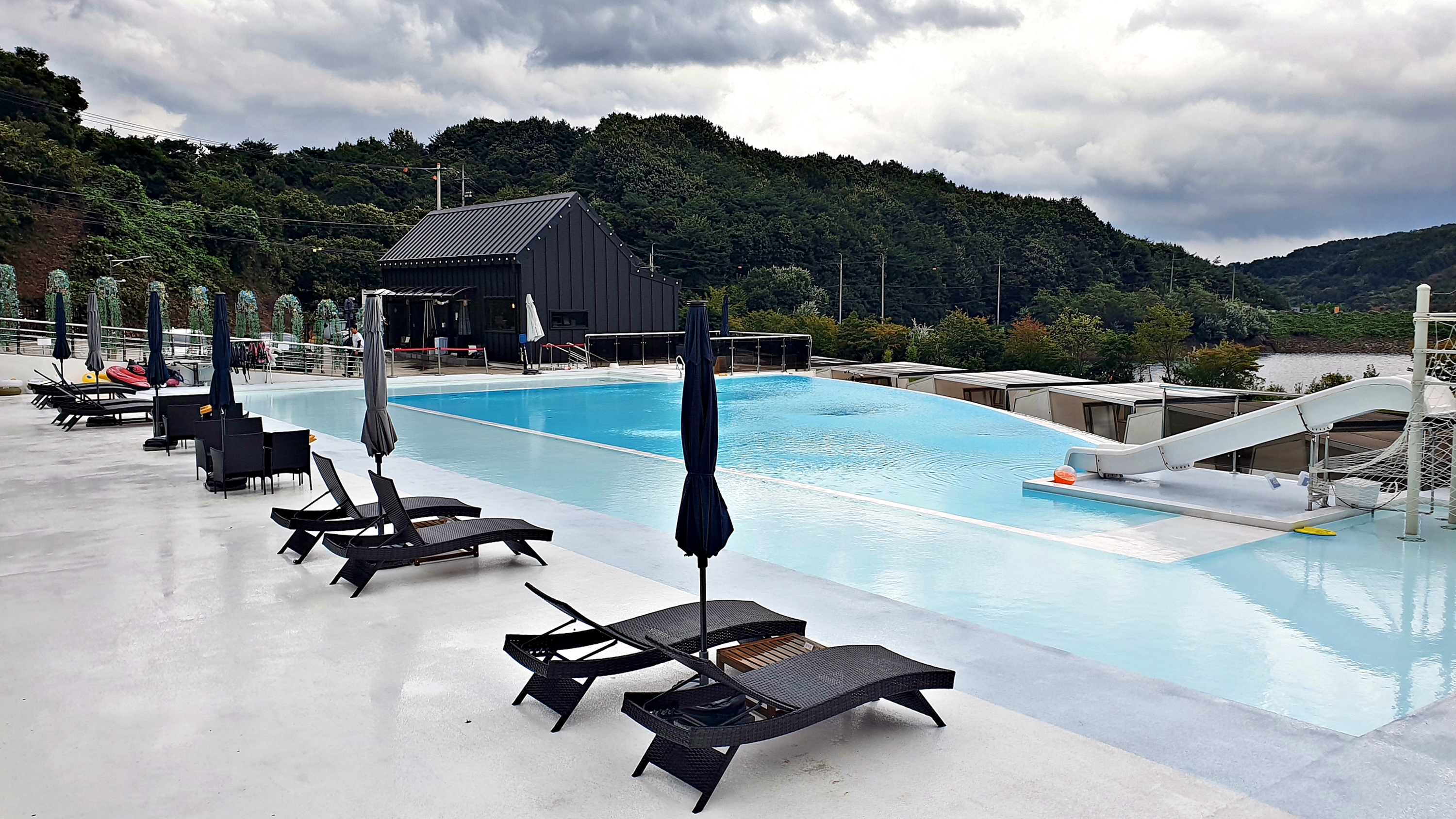 히어위고 글램핑&바베큐 이미지