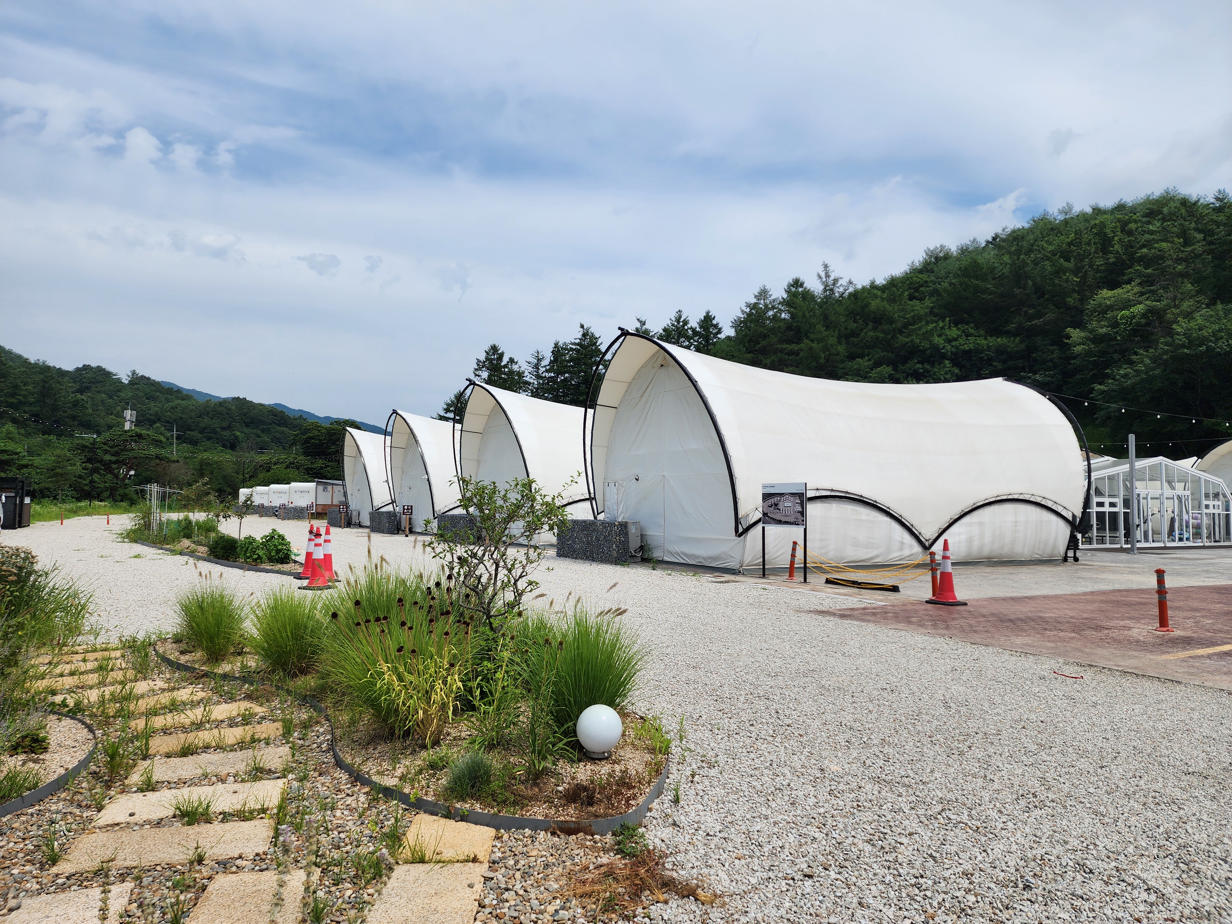 인더풀 글램핑 이미지