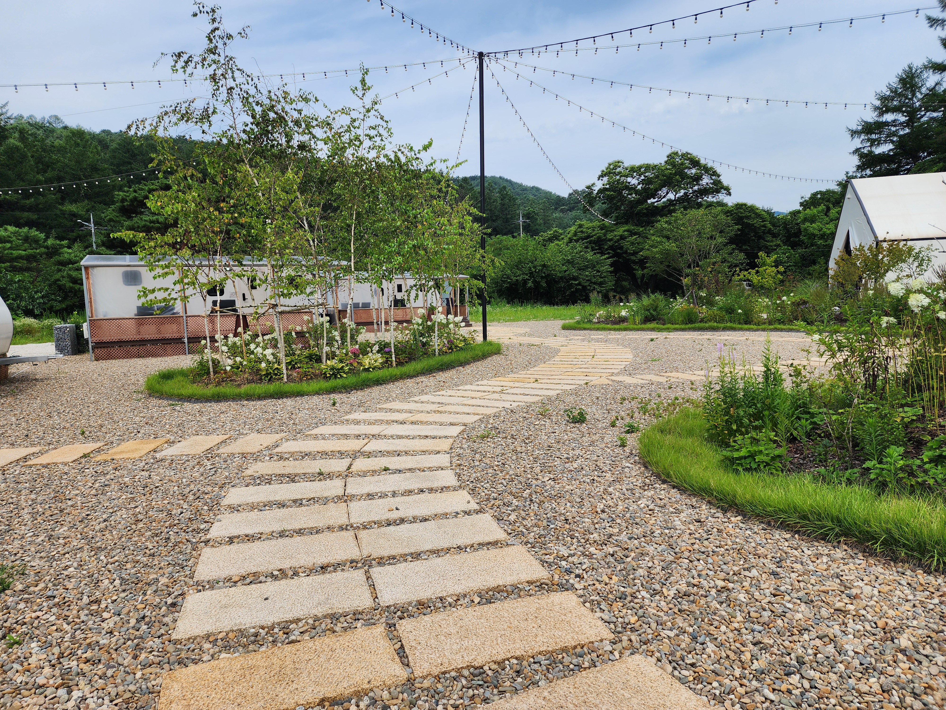 인더풀 글램핑 이미지