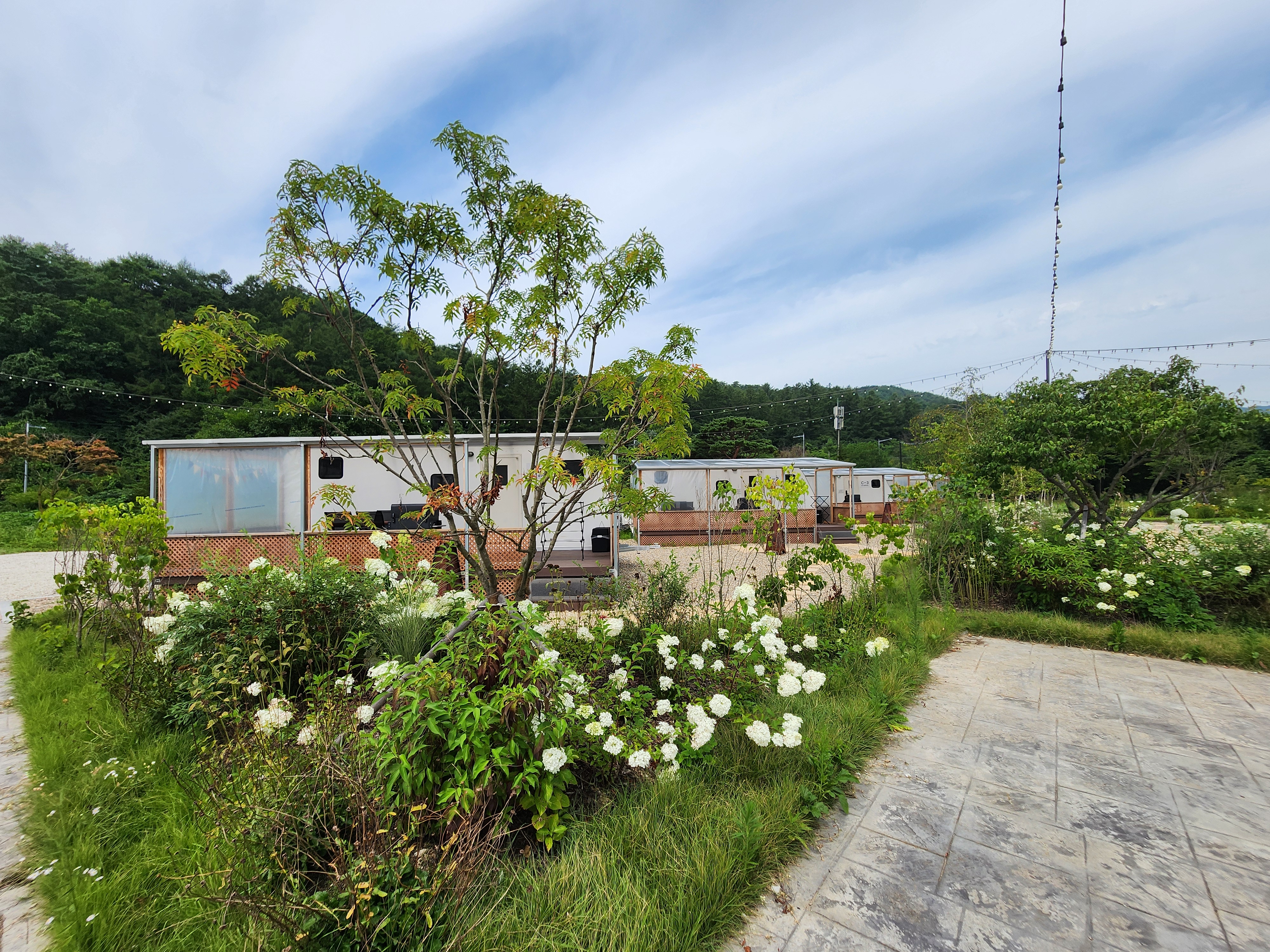 인더풀 글램핑 이미지