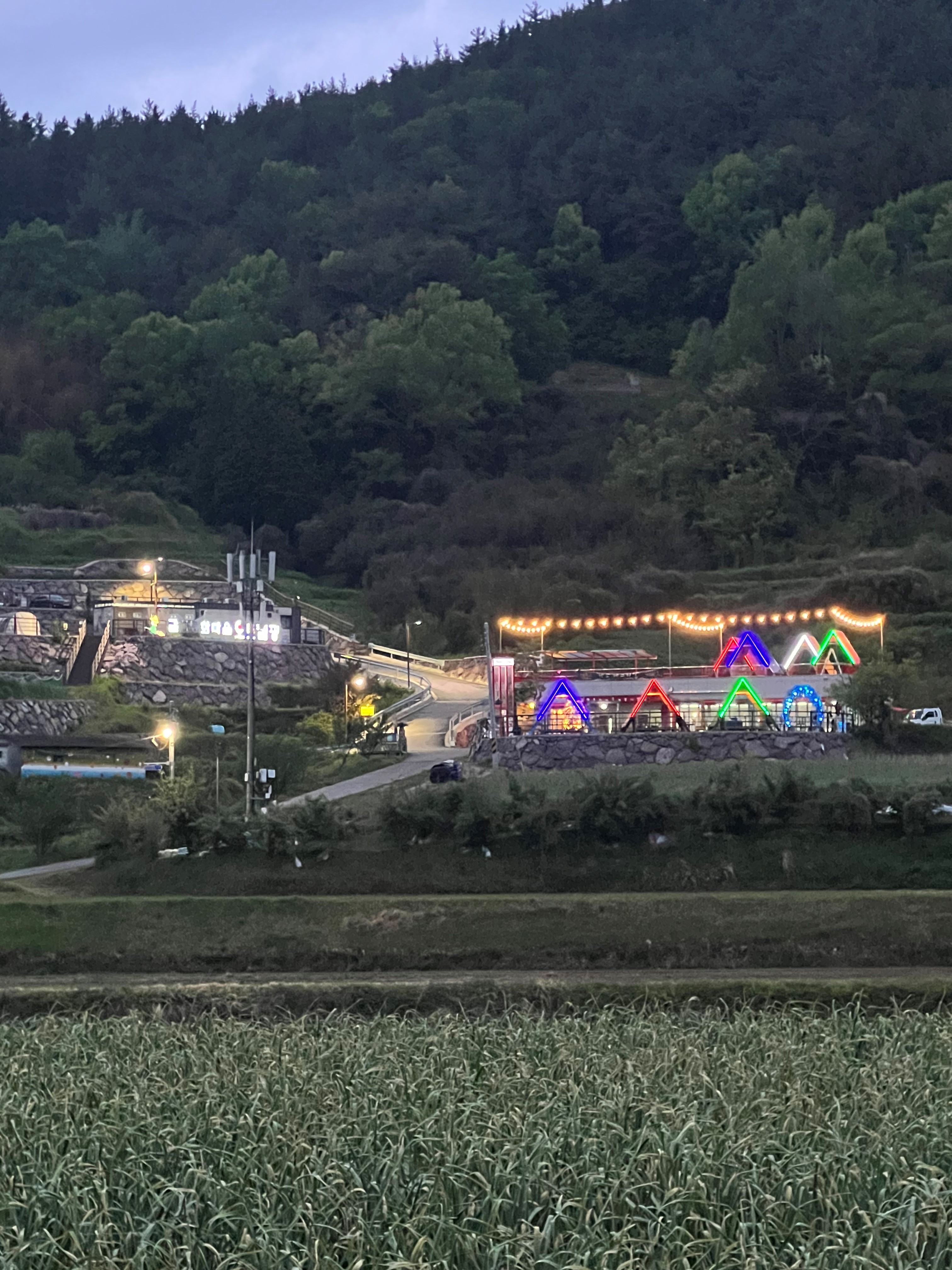 갈현동화마을 오토캠핑장 16번째 이미지