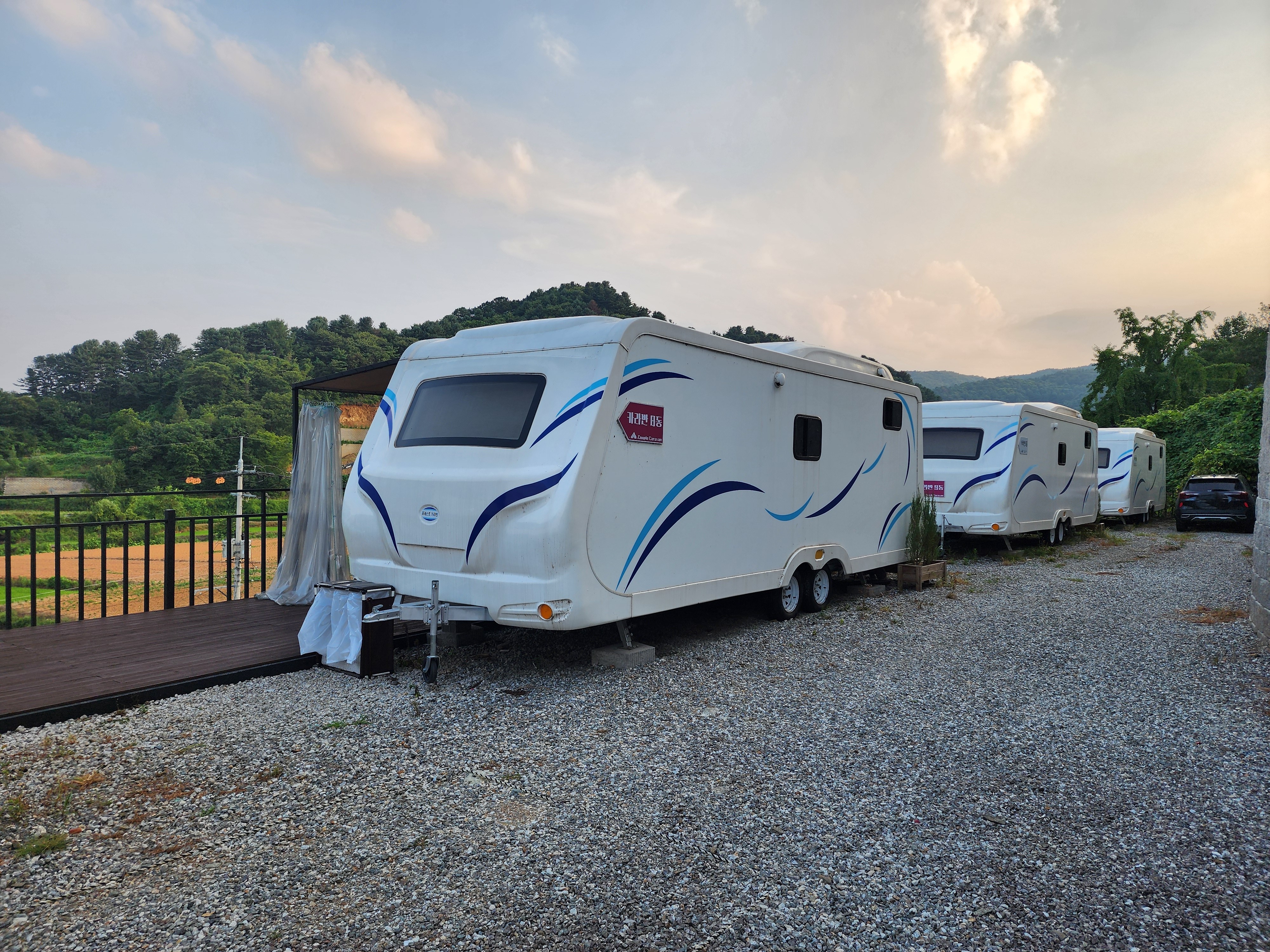 바이올린글램핑&카라반 3번째 이미지