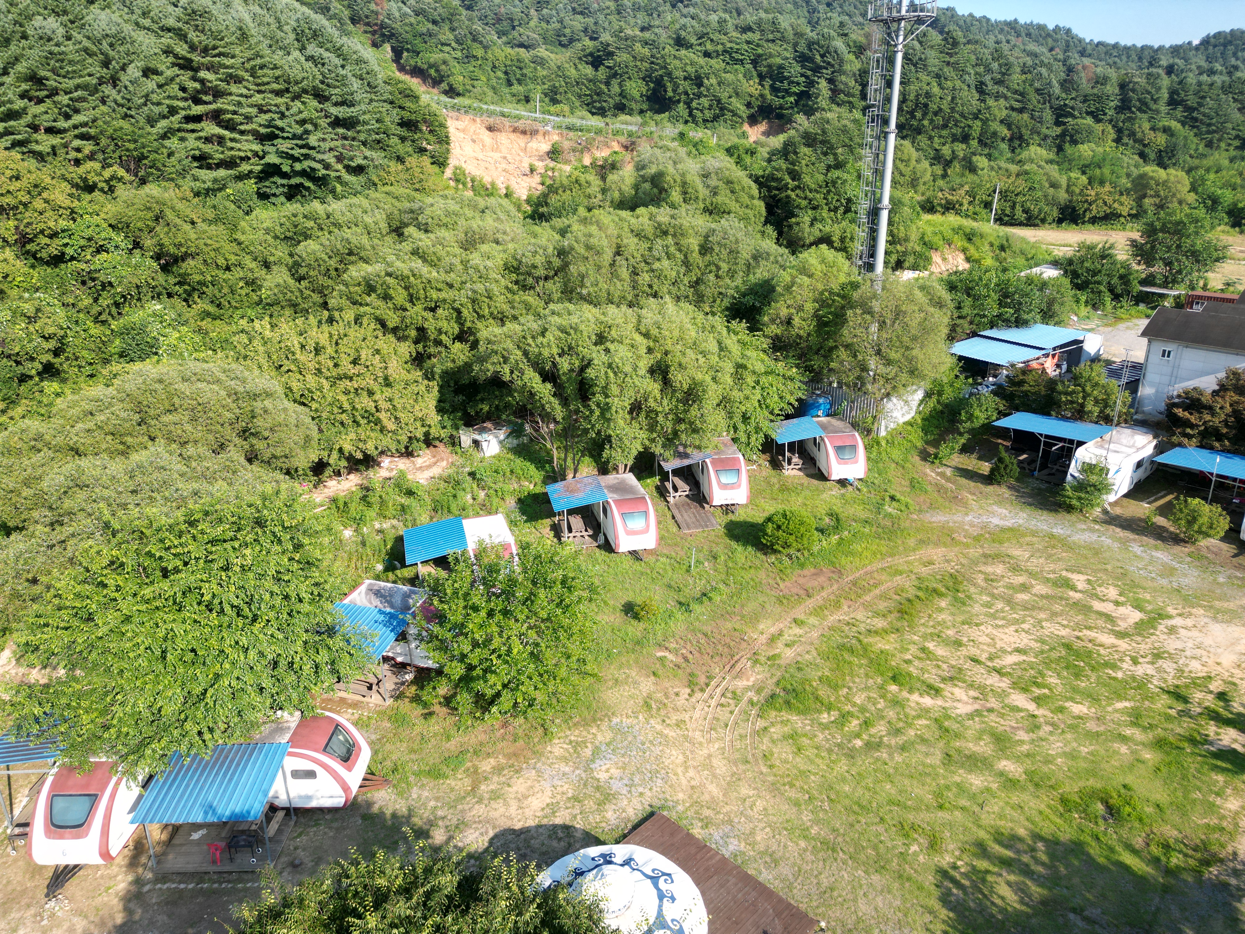 울란팍 카라반 캠핑장 이미지