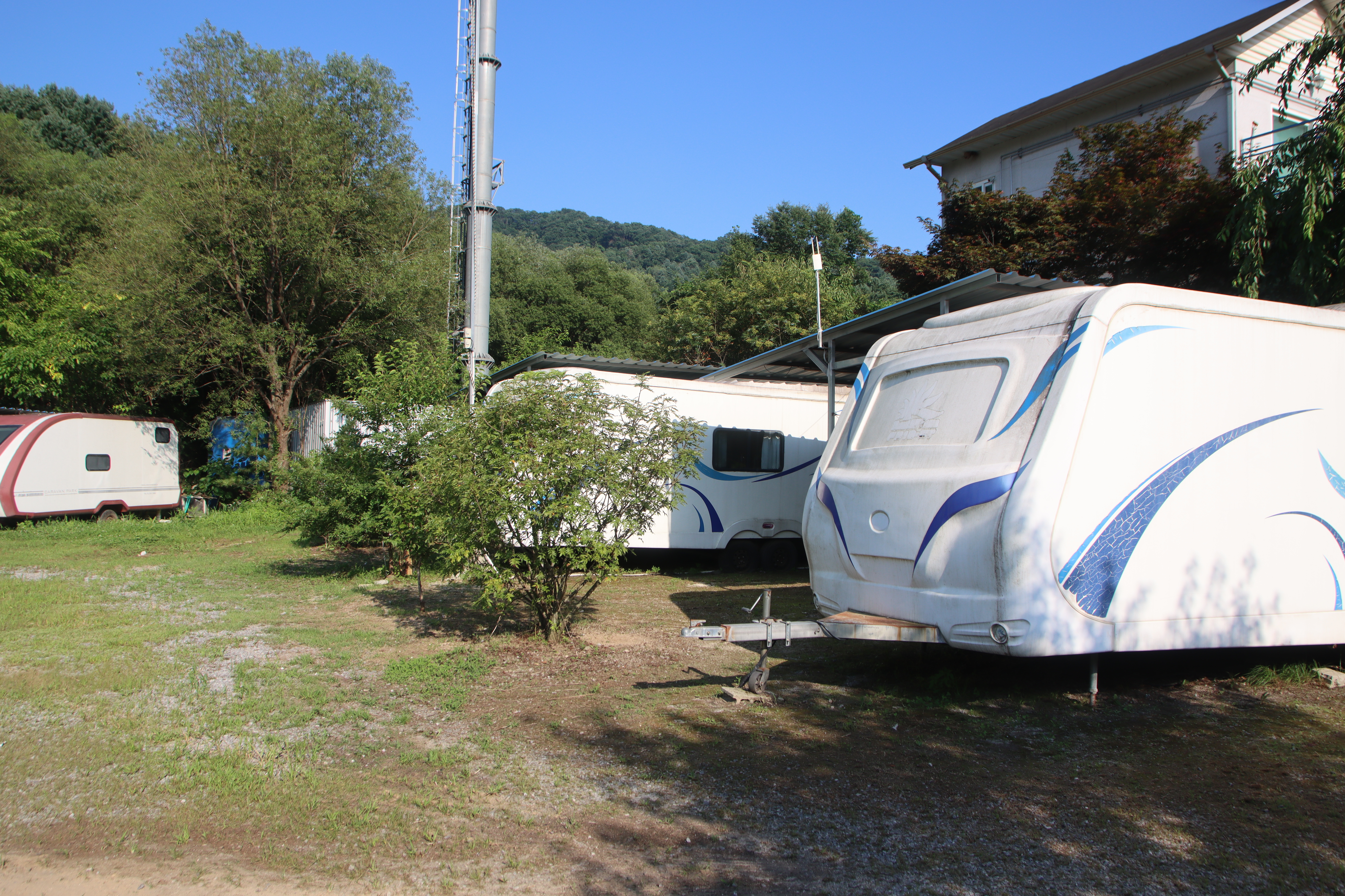 울란팍 카라반 캠핑장 이미지