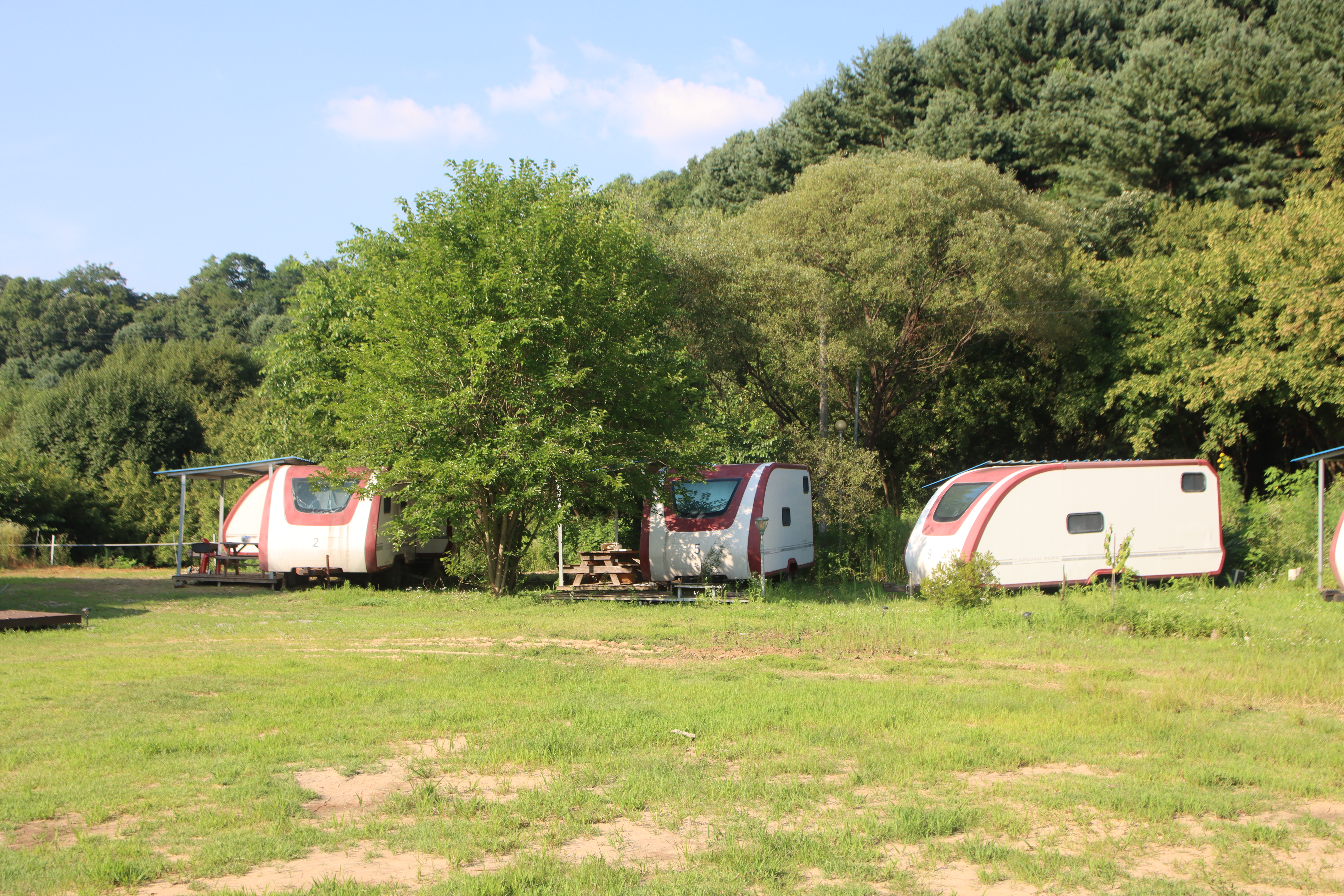 울란팍 카라반 캠핑장 이미지