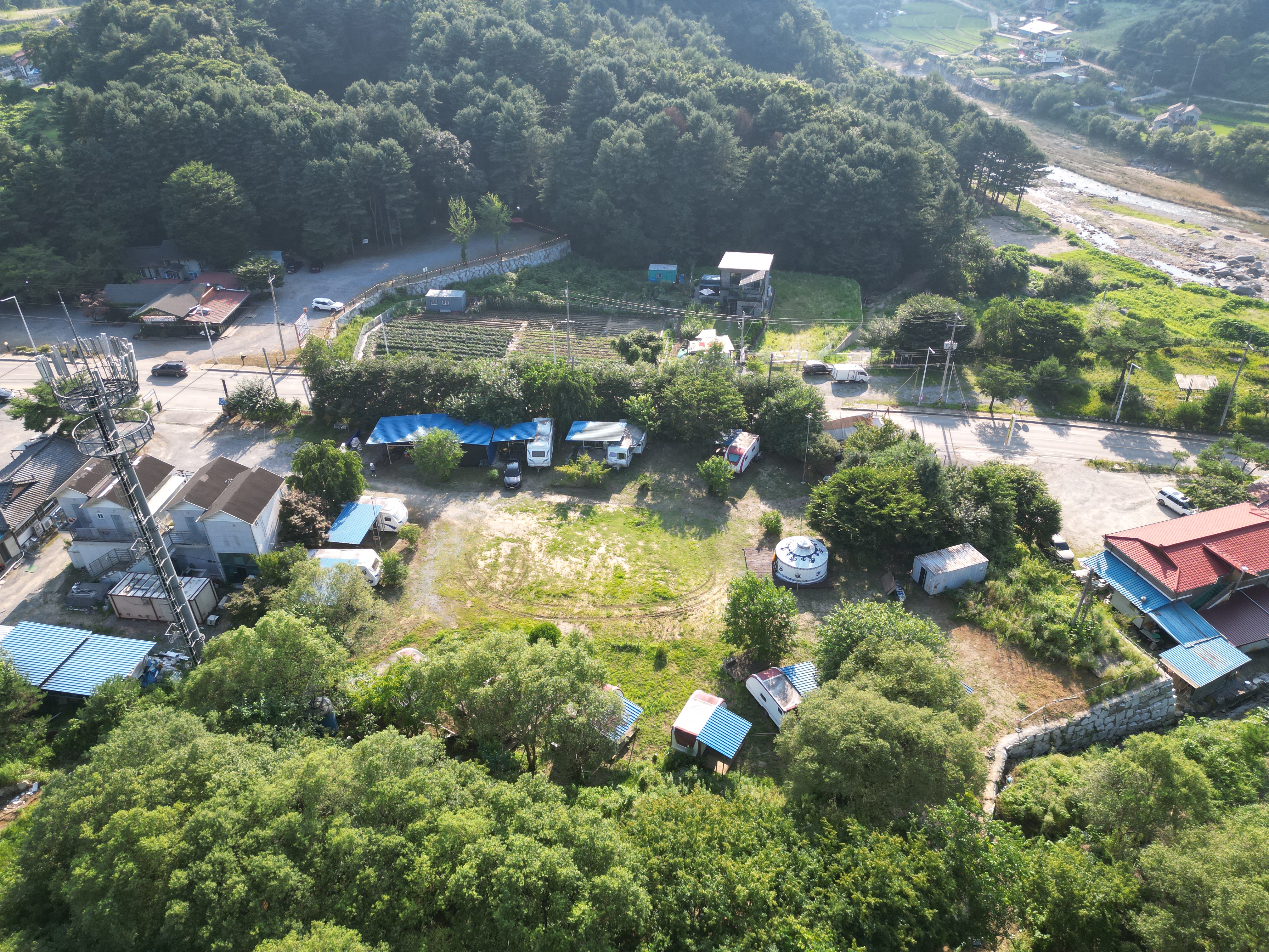 울란팍 카라반 캠핑장 이미지