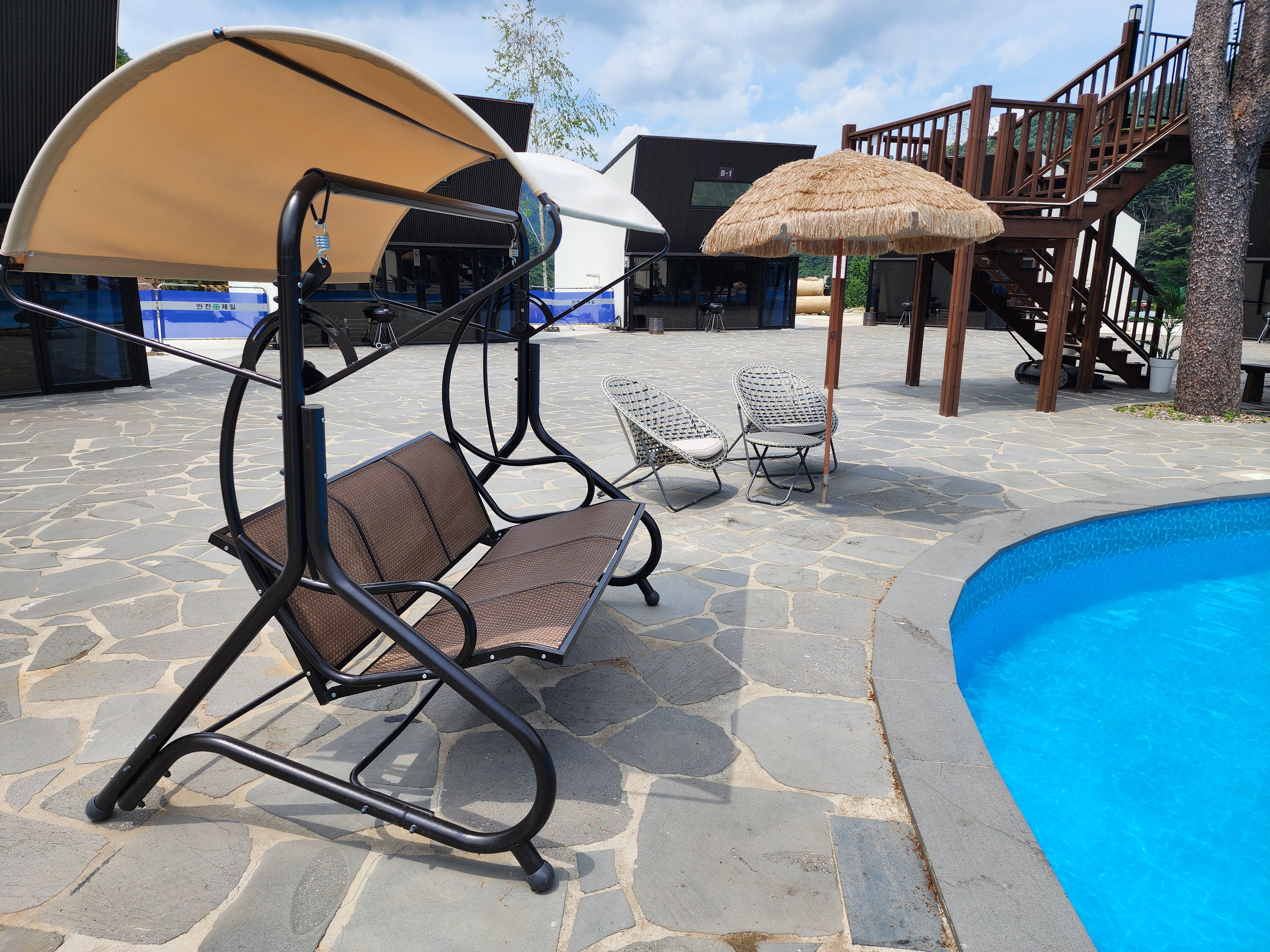 가평 글램스테이 글램핑 카라반 펜션 이미지