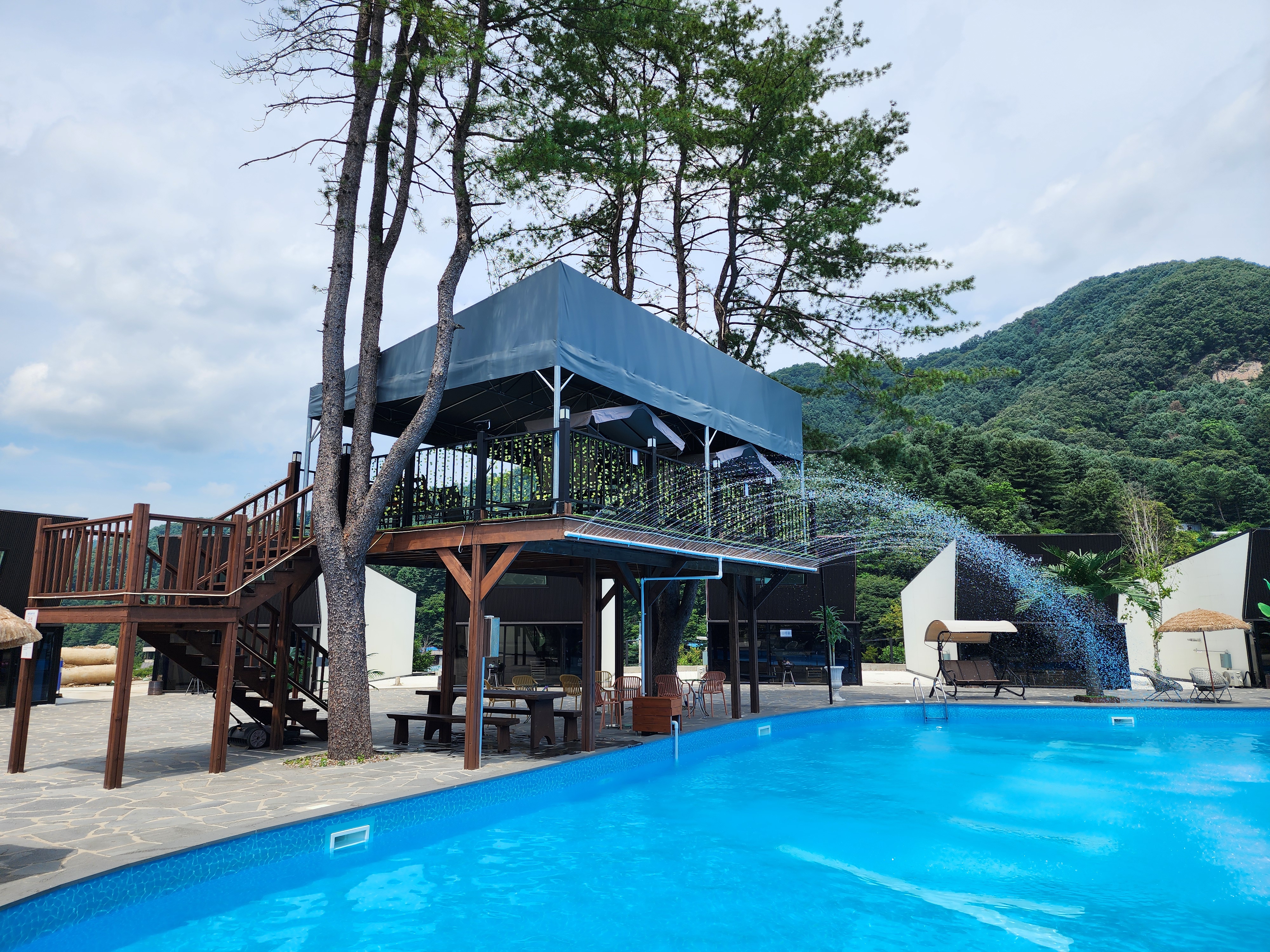 가평 글램스테이 글램핑 카라반 펜션 이미지