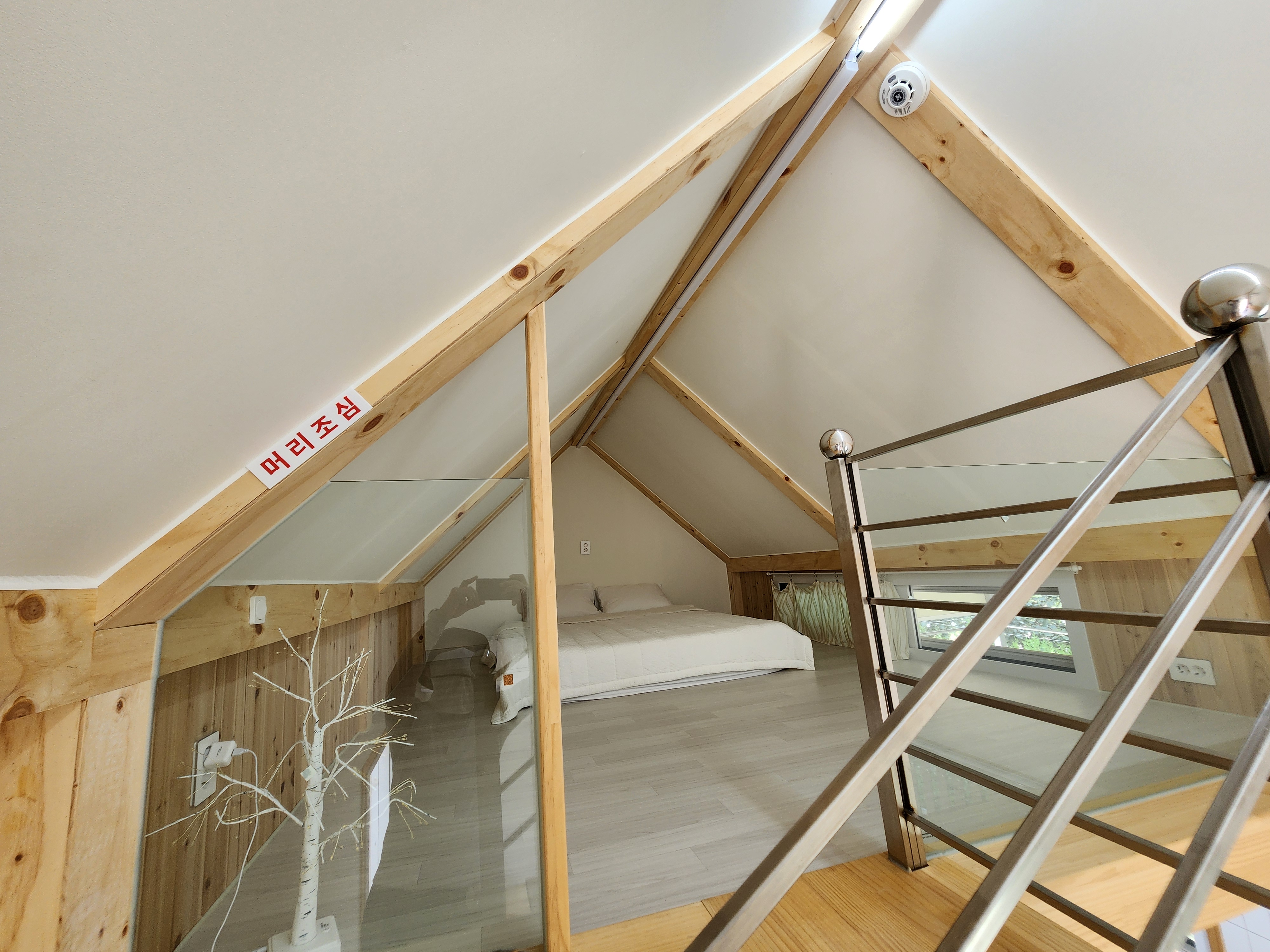 더아리웃집 모롱공간 이미지