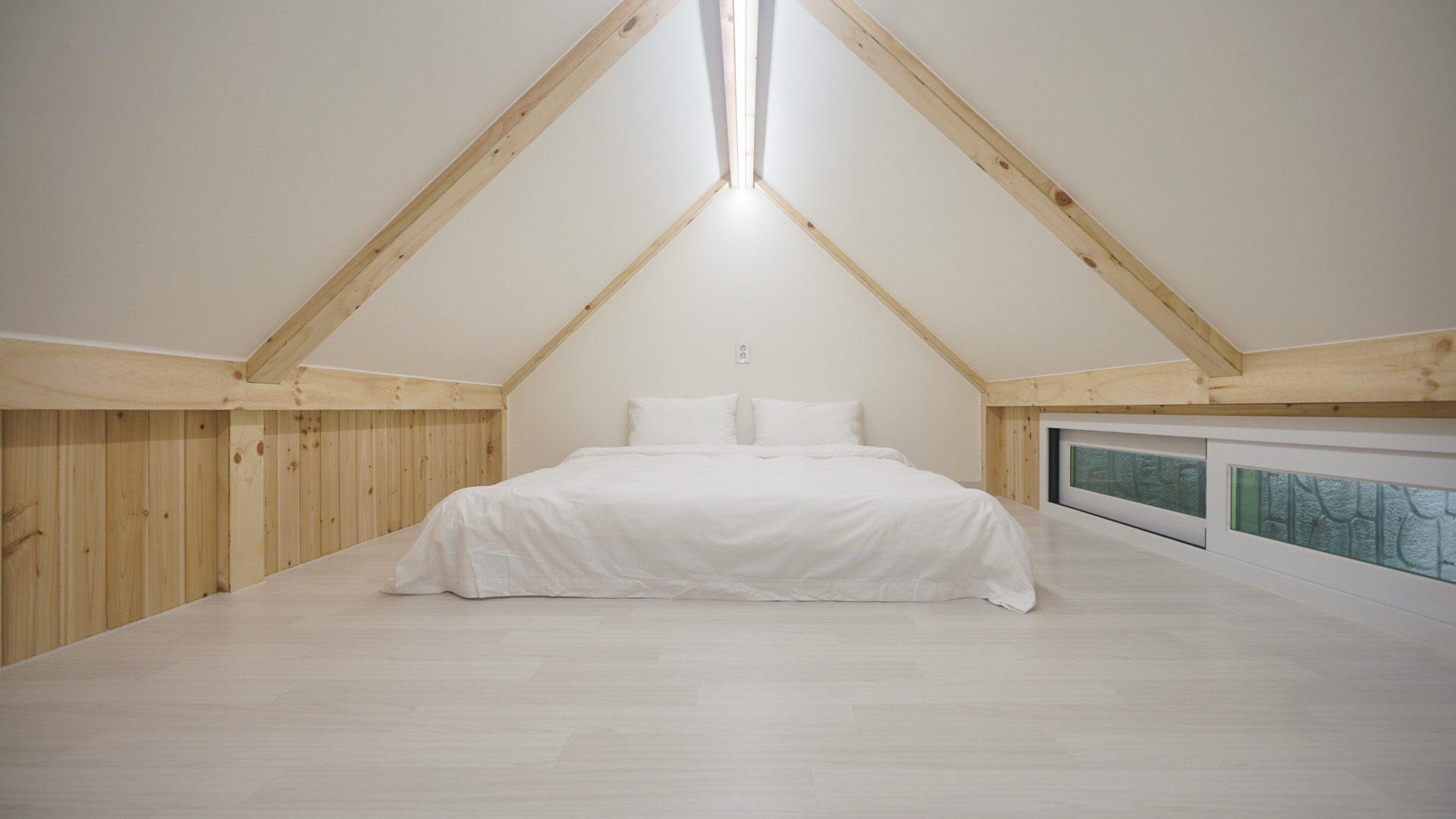 더아리웃집 모롱공간 이미지