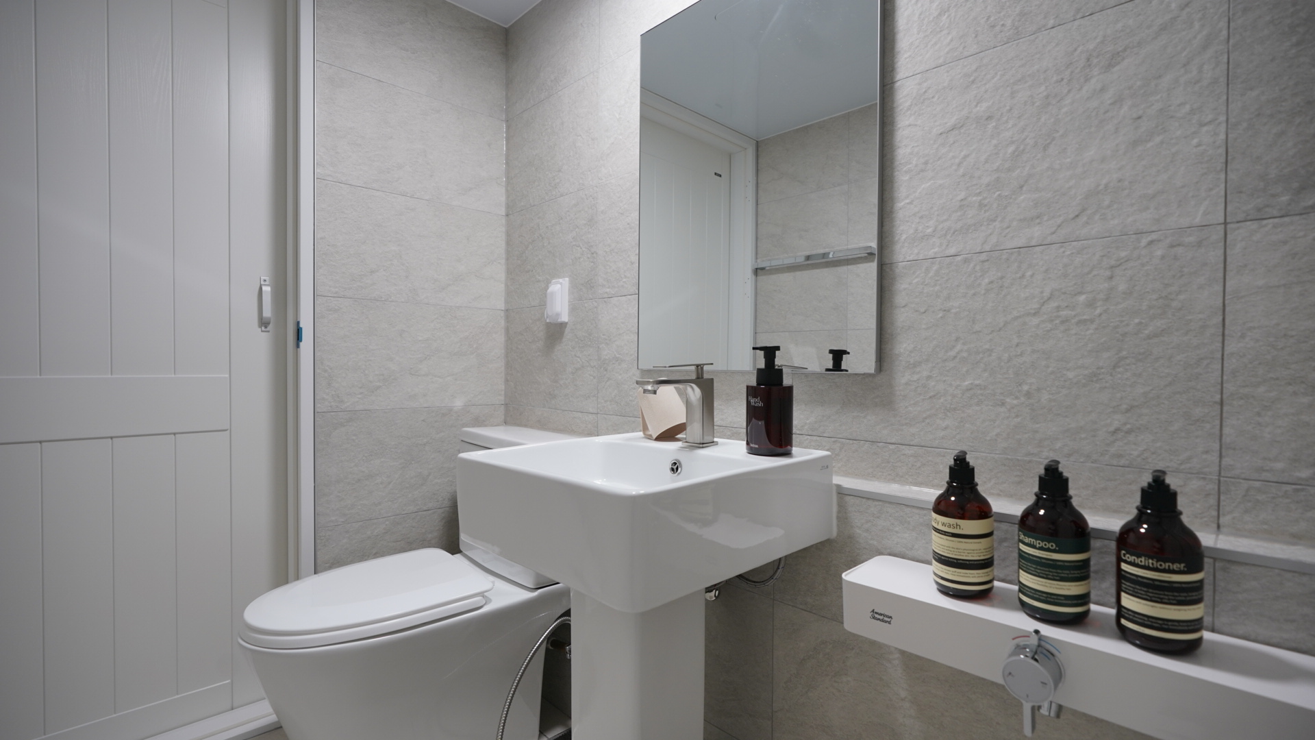 더아리웃집 모롱공간 이미지