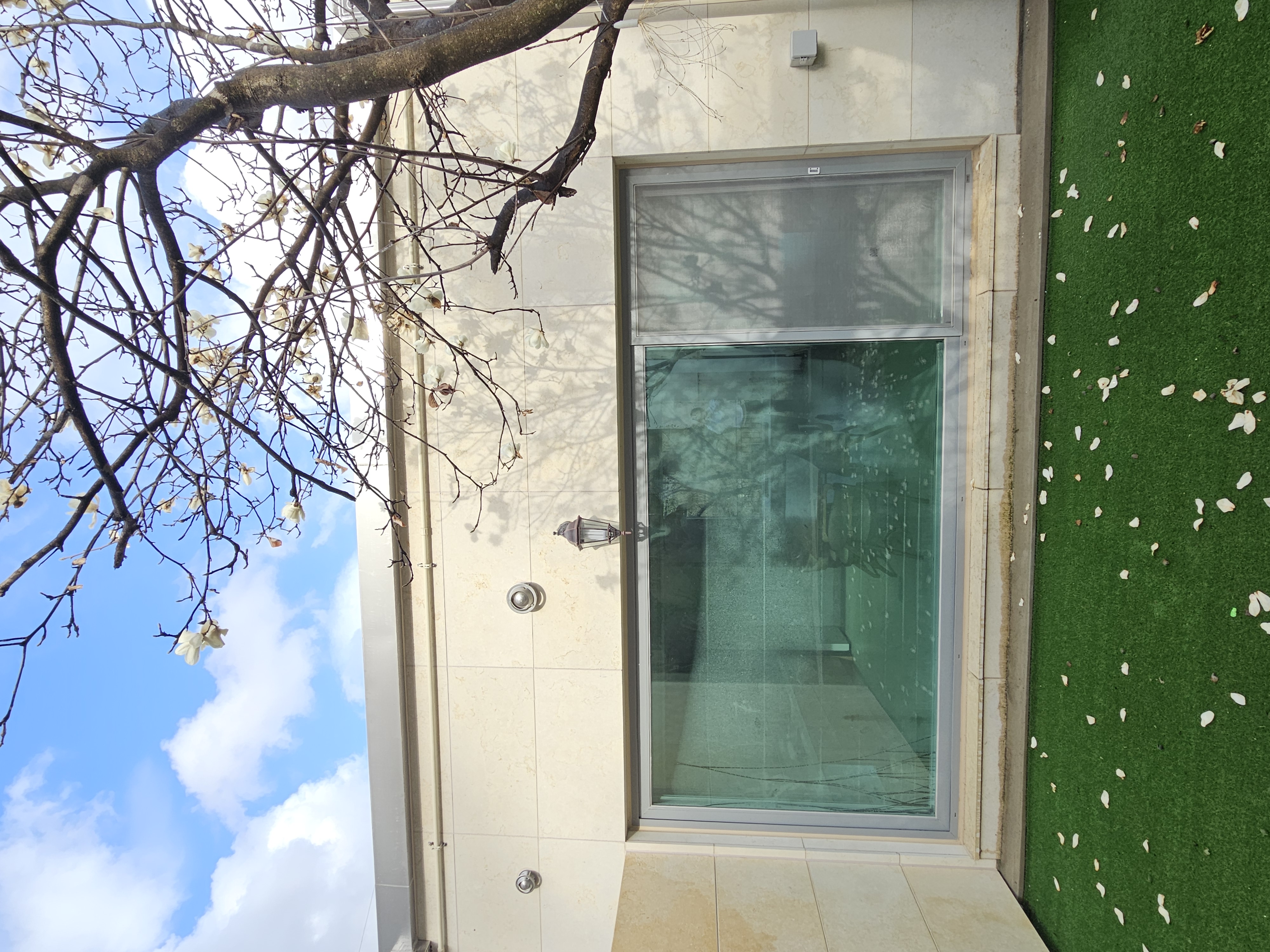 더아리웃집 모롱공간 이미지