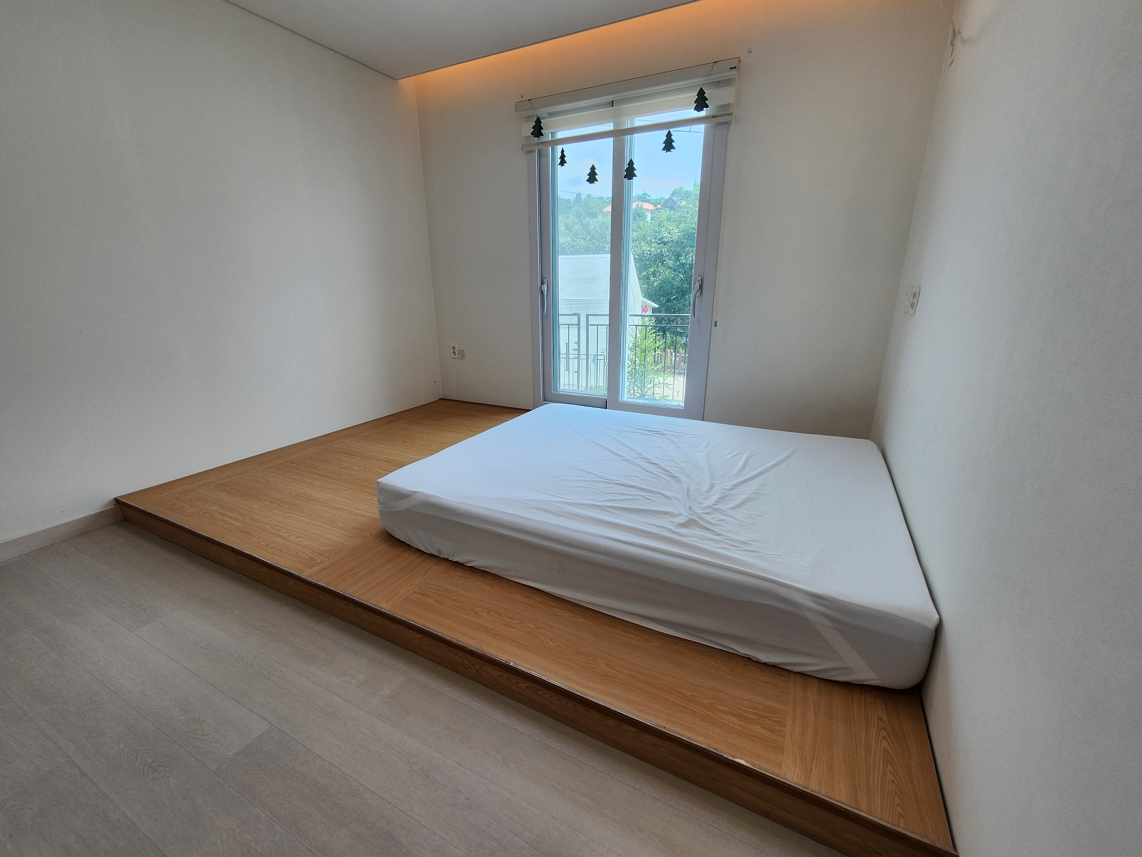 더아리웃집 모롱공간 이미지