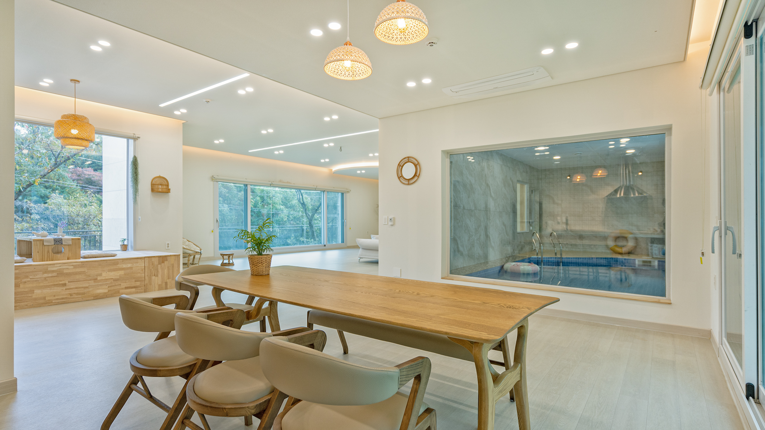 더아리웃집 모롱공간 이미지