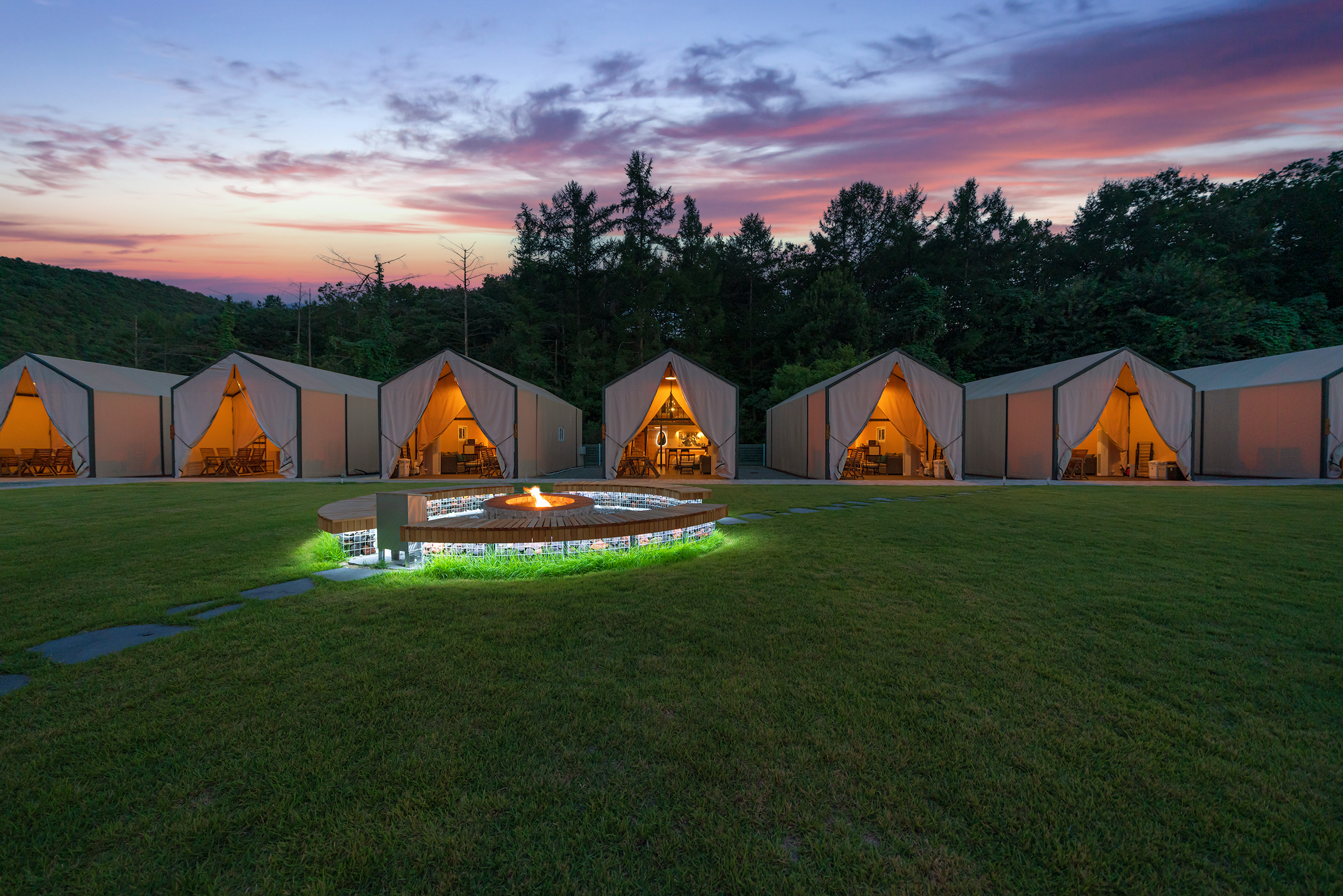 에잇시즌즈 24번째 이미지