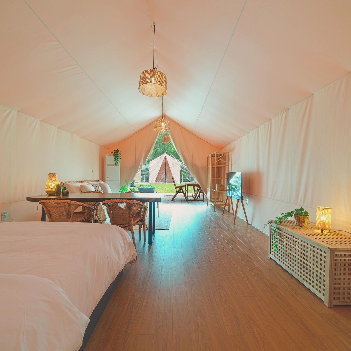 에잇시즌즈 20번째 이미지