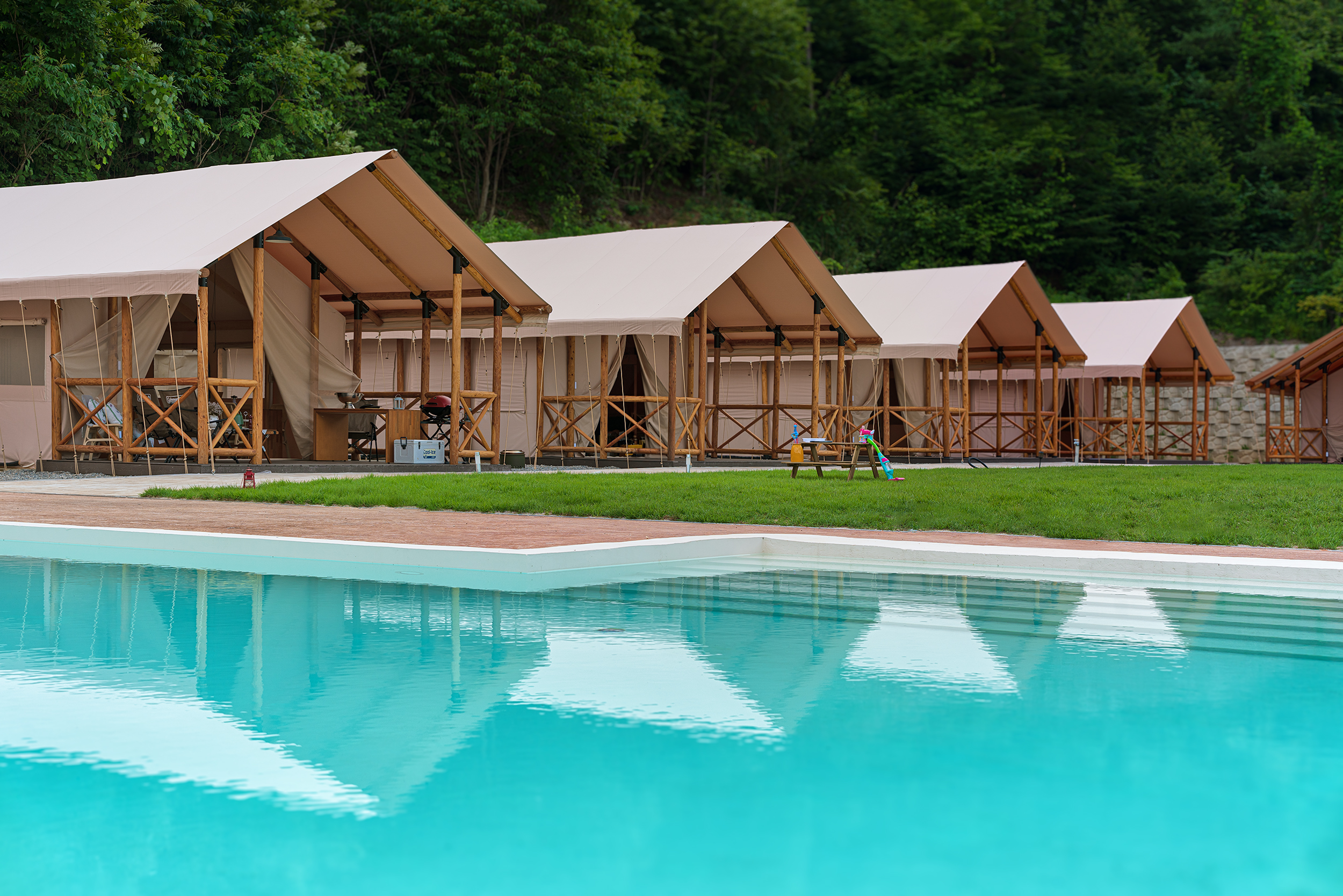 에잇시즌즈 34번째 이미지