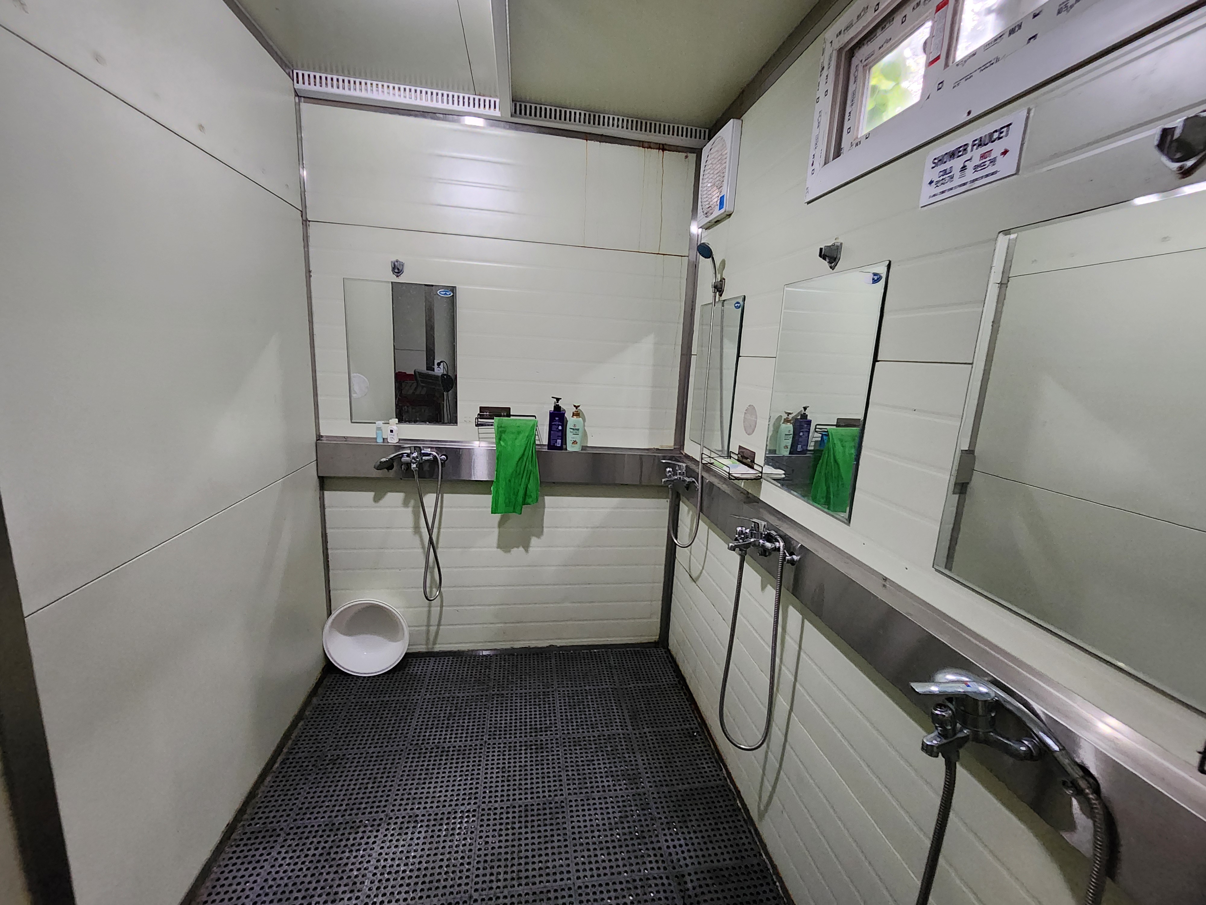 어도숲 캠핑장 이미지