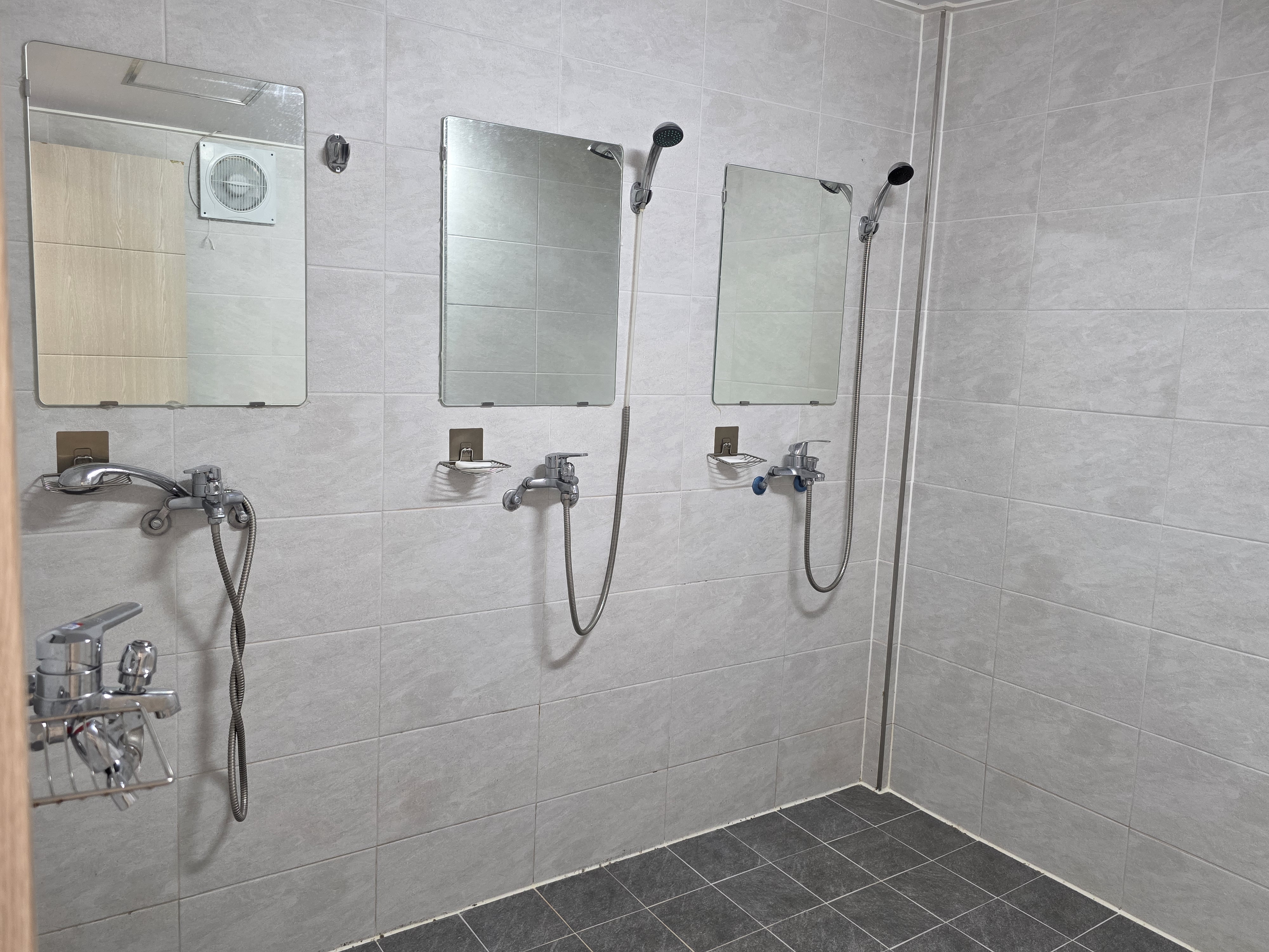 방산면 송현리 캠핑장 이미지