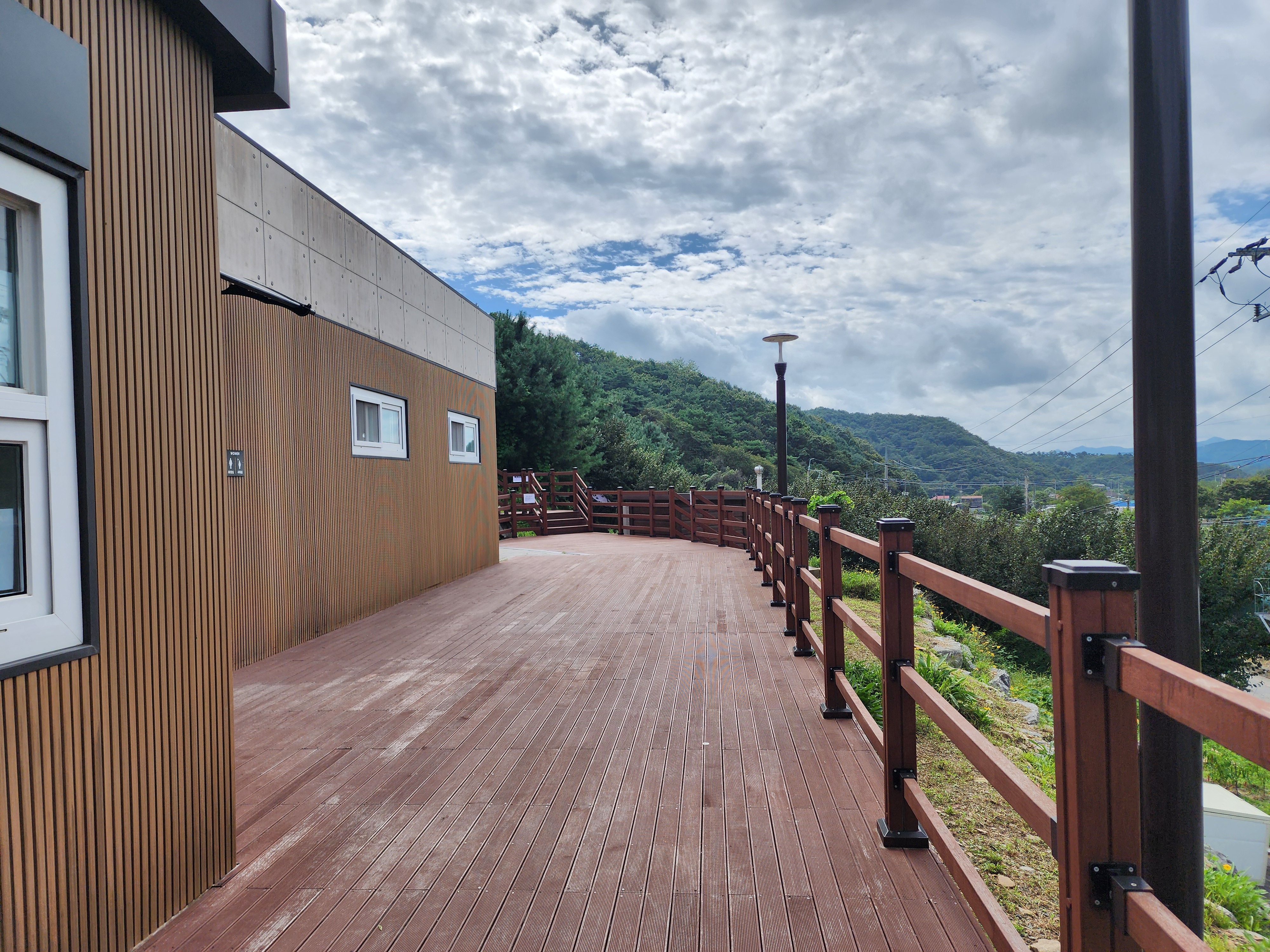 신암저수지 숲속야영장 이미지