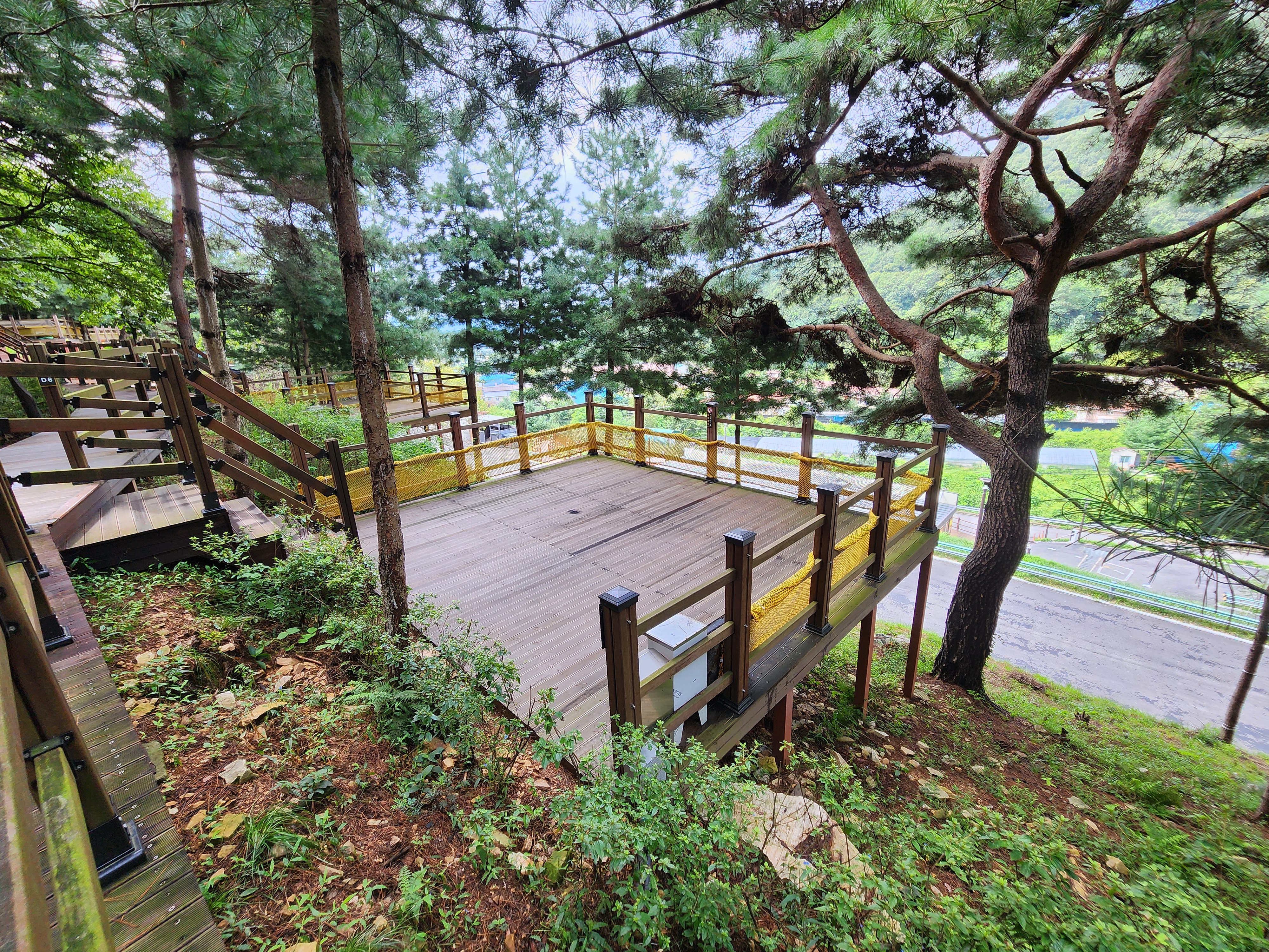 신암저수지 숲속야영장 이미지