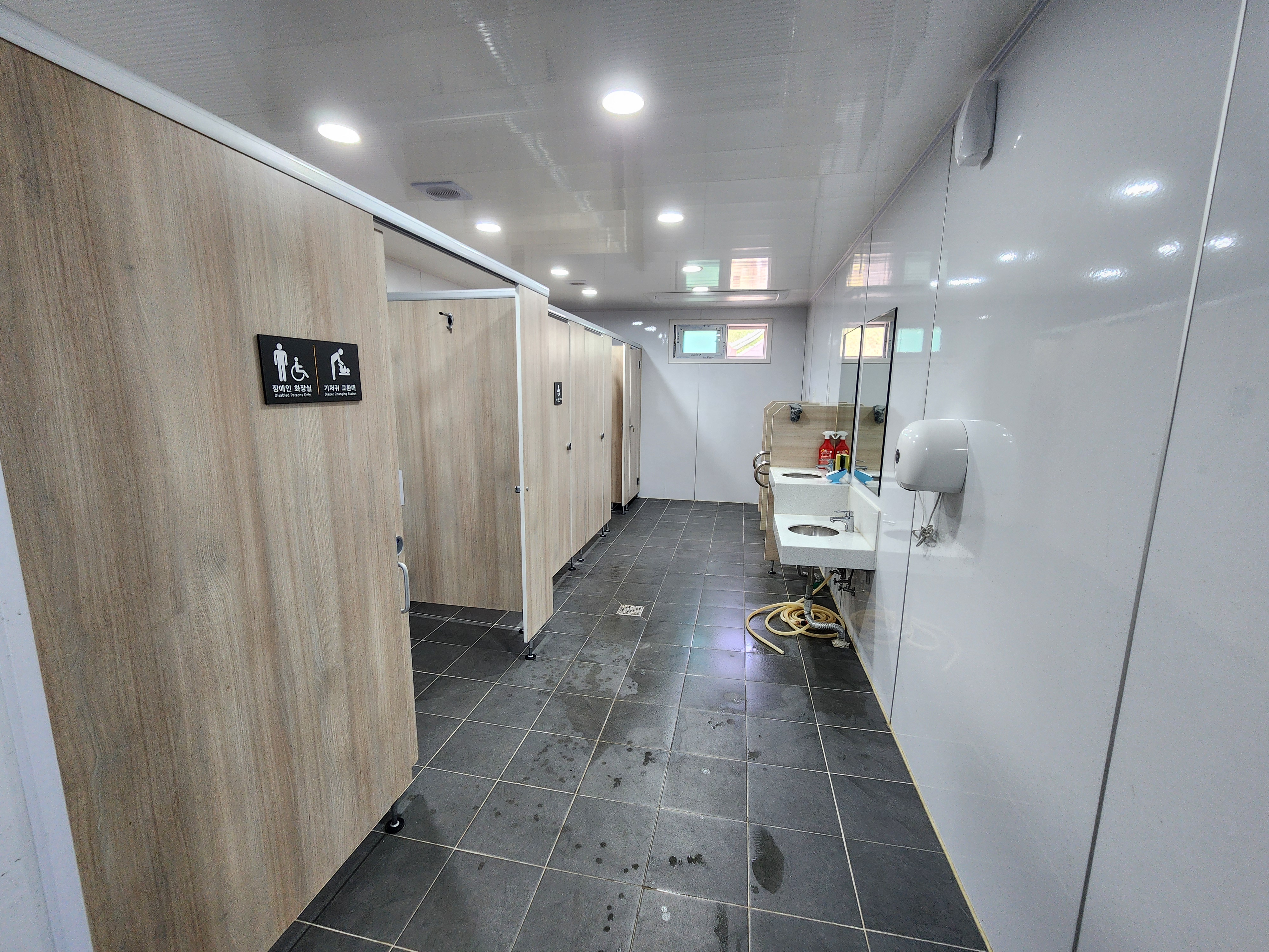 신암저수지 숲속야영장 이미지