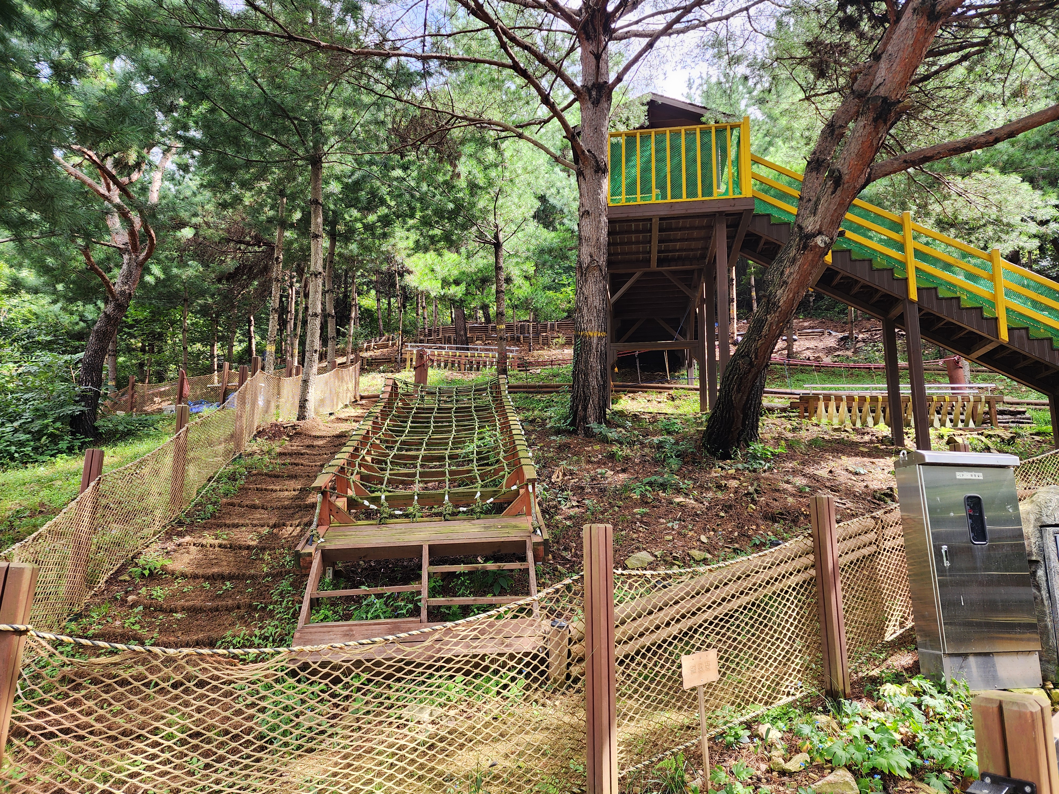 신암저수지 숲속야영장 이미지