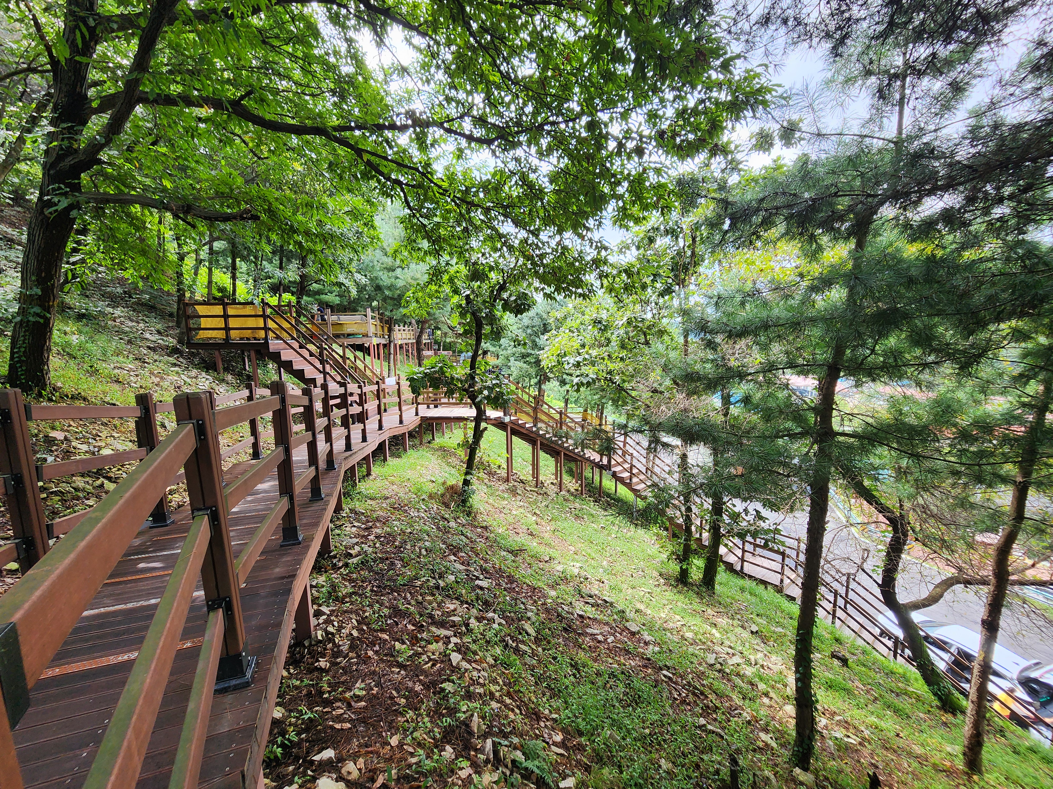 신암저수지 숲속야영장 이미지