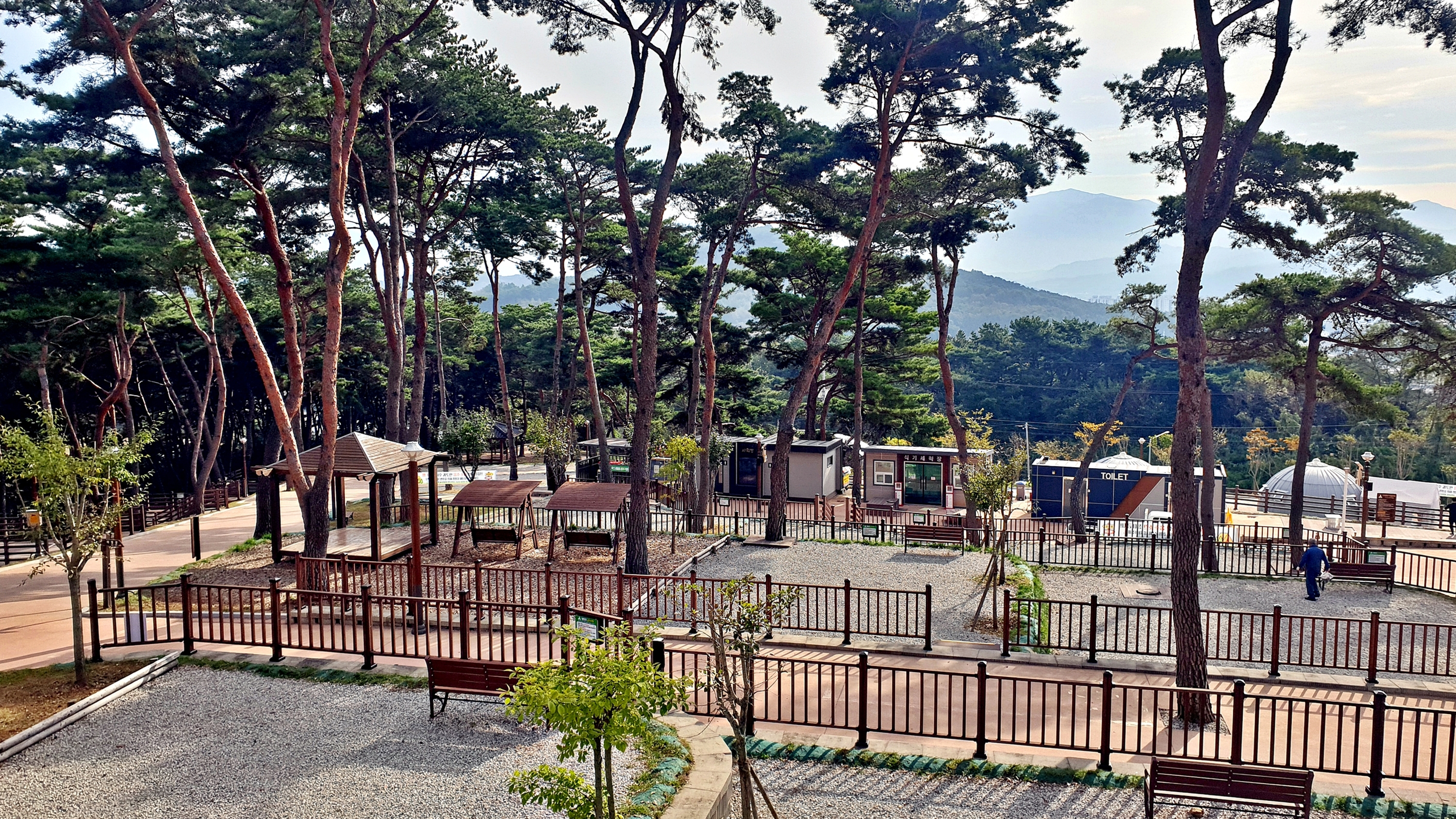 교룡공원 숲속야영장 이미지