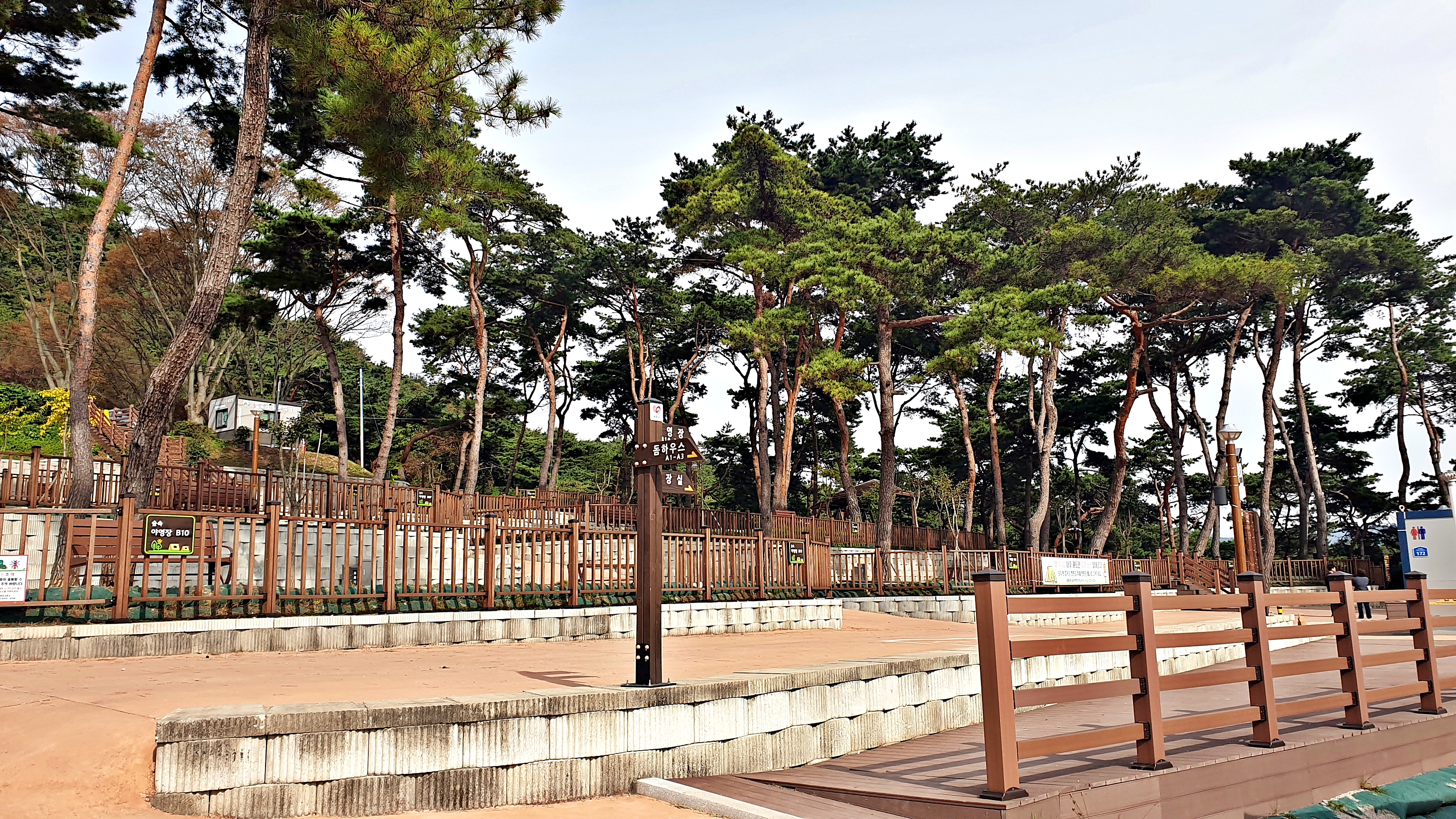교룡공원 숲속야영장 이미지