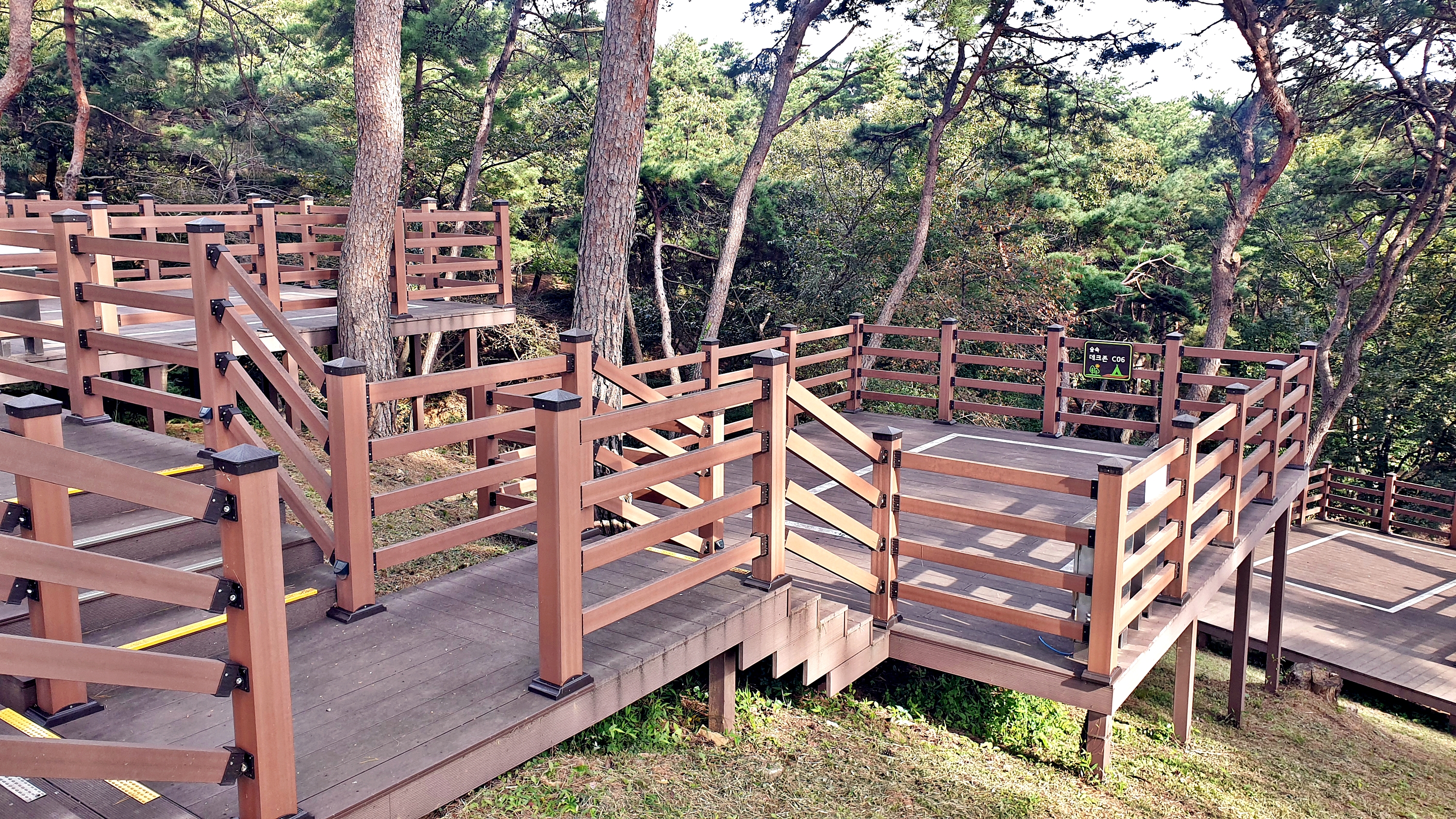 교룡공원 숲속야영장 이미지