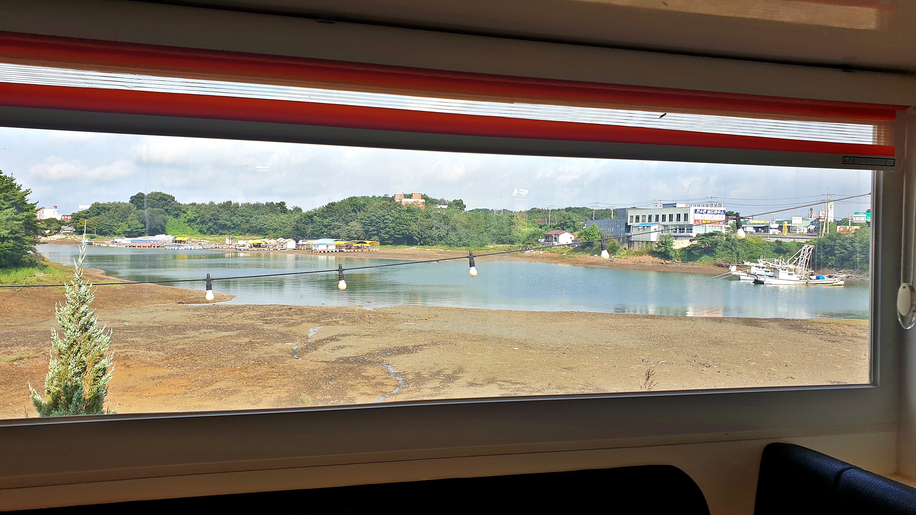 파티엔 카라반 글램핑 펜션캠핑-충남서산태안점 이미지