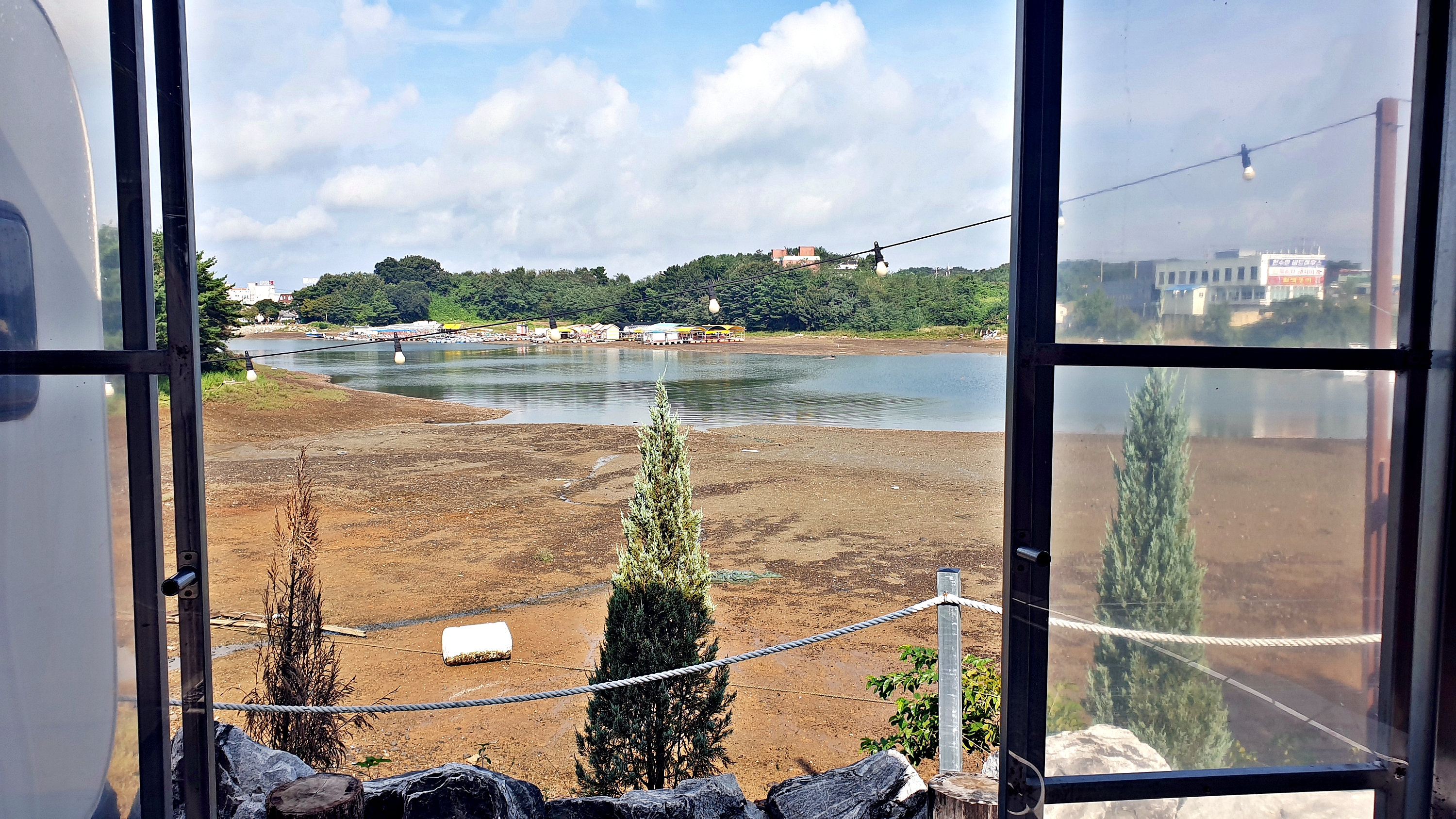 파티엔 카라반 글램핑 펜션캠핑-충남서산태안점 이미지