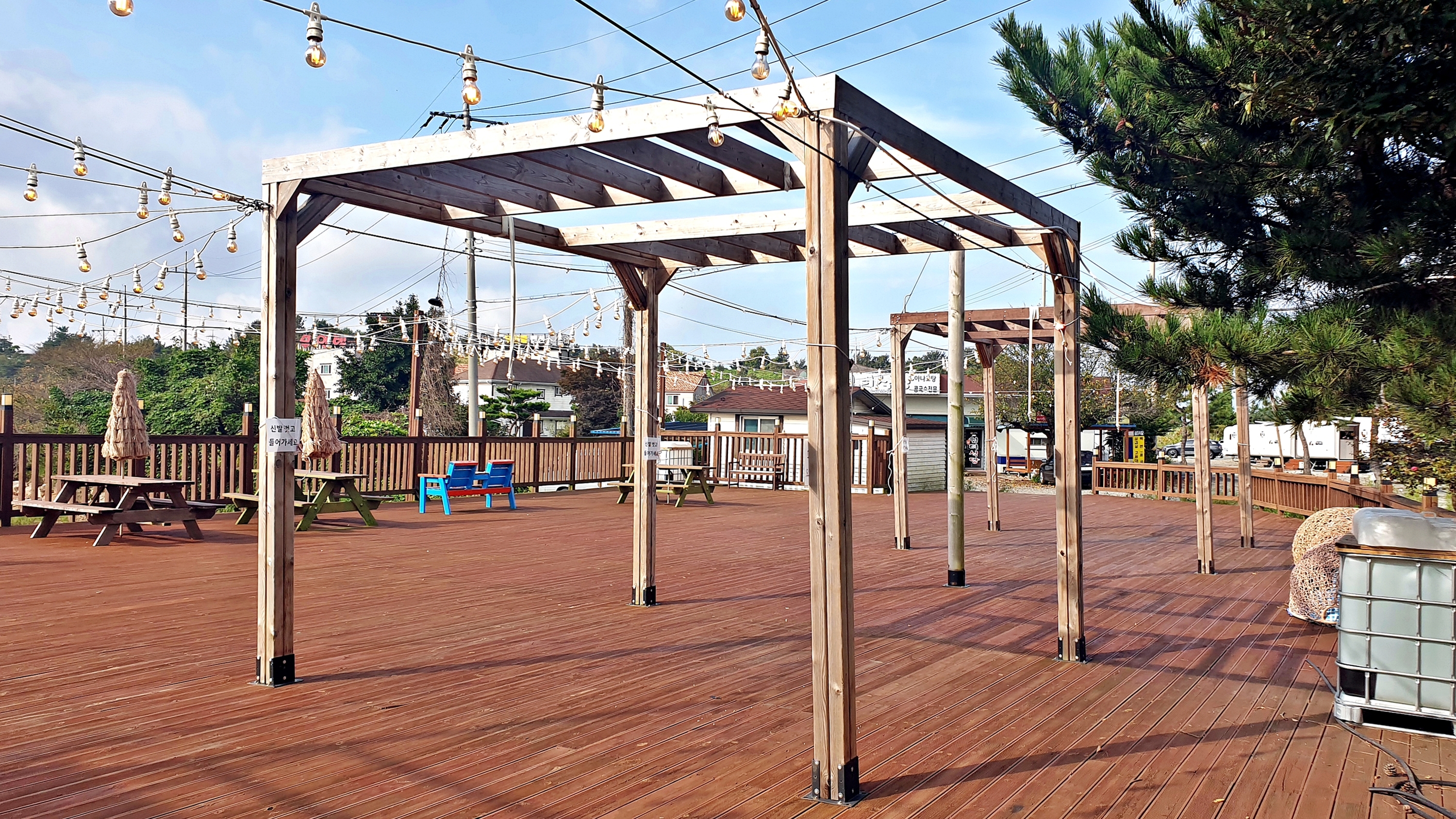 파티엔 카라반 글램핑 펜션캠핑-충남서산태안점 이미지