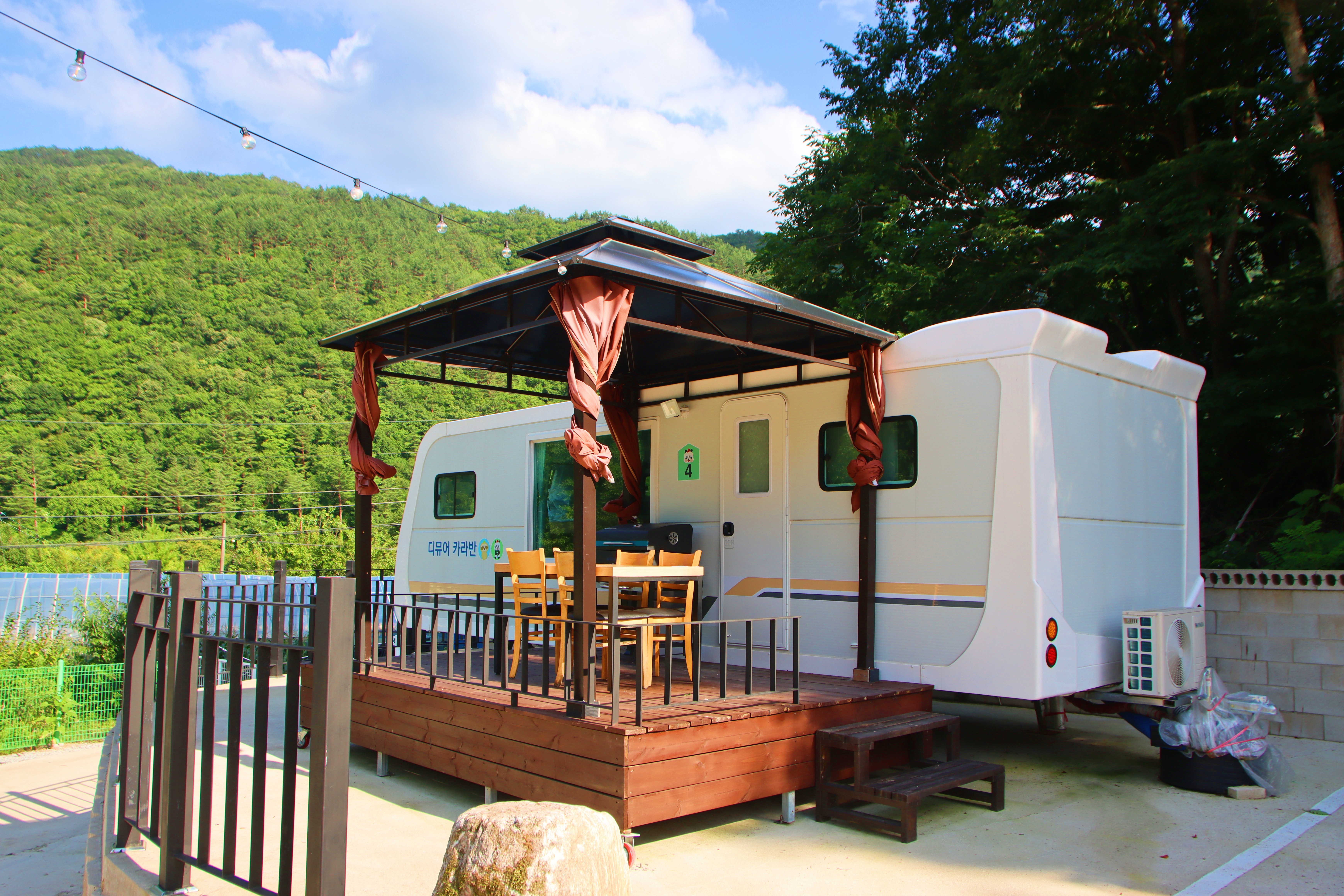 디뮤어 카라반 25번째 이미지