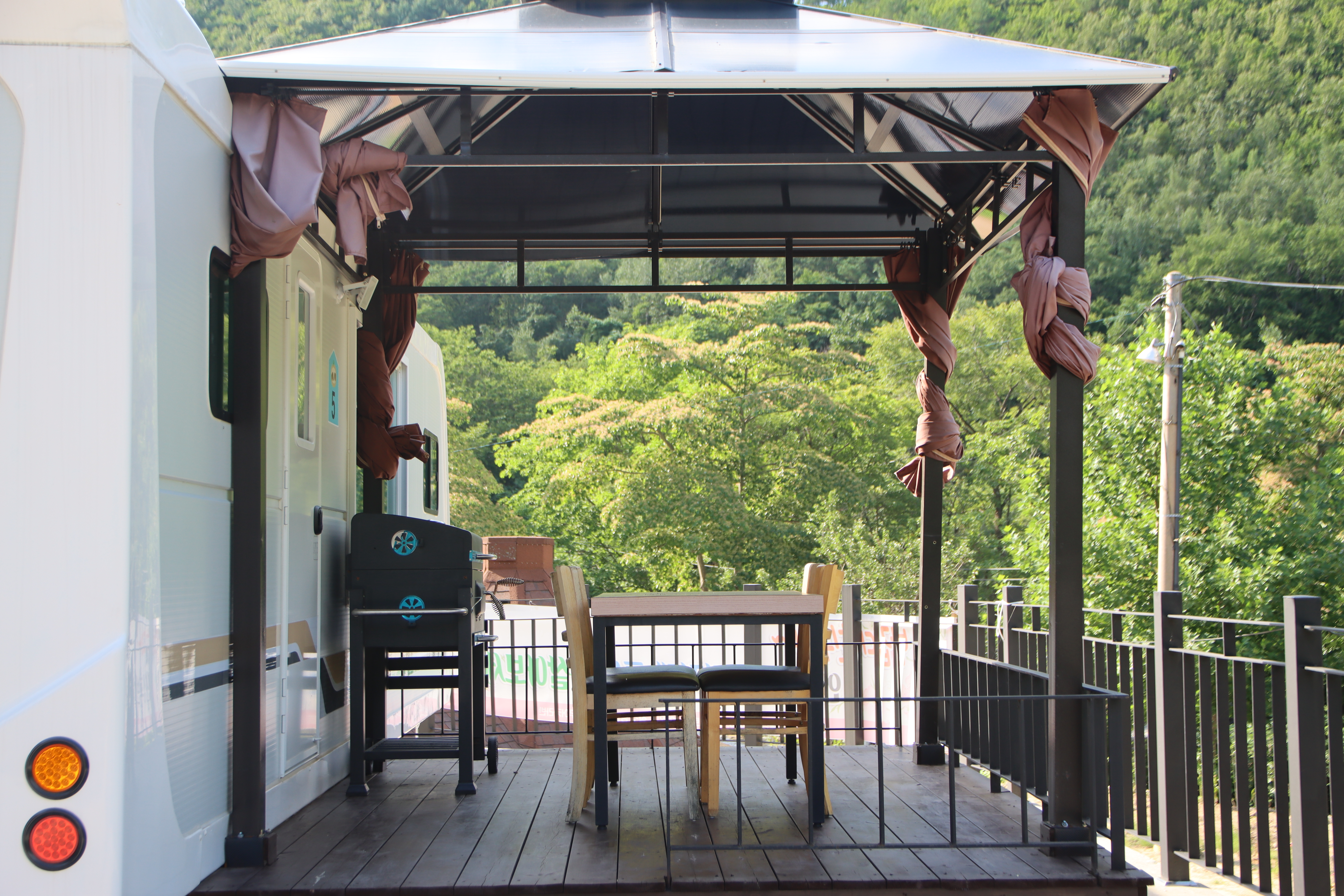 디뮤어 카라반 47번째 이미지