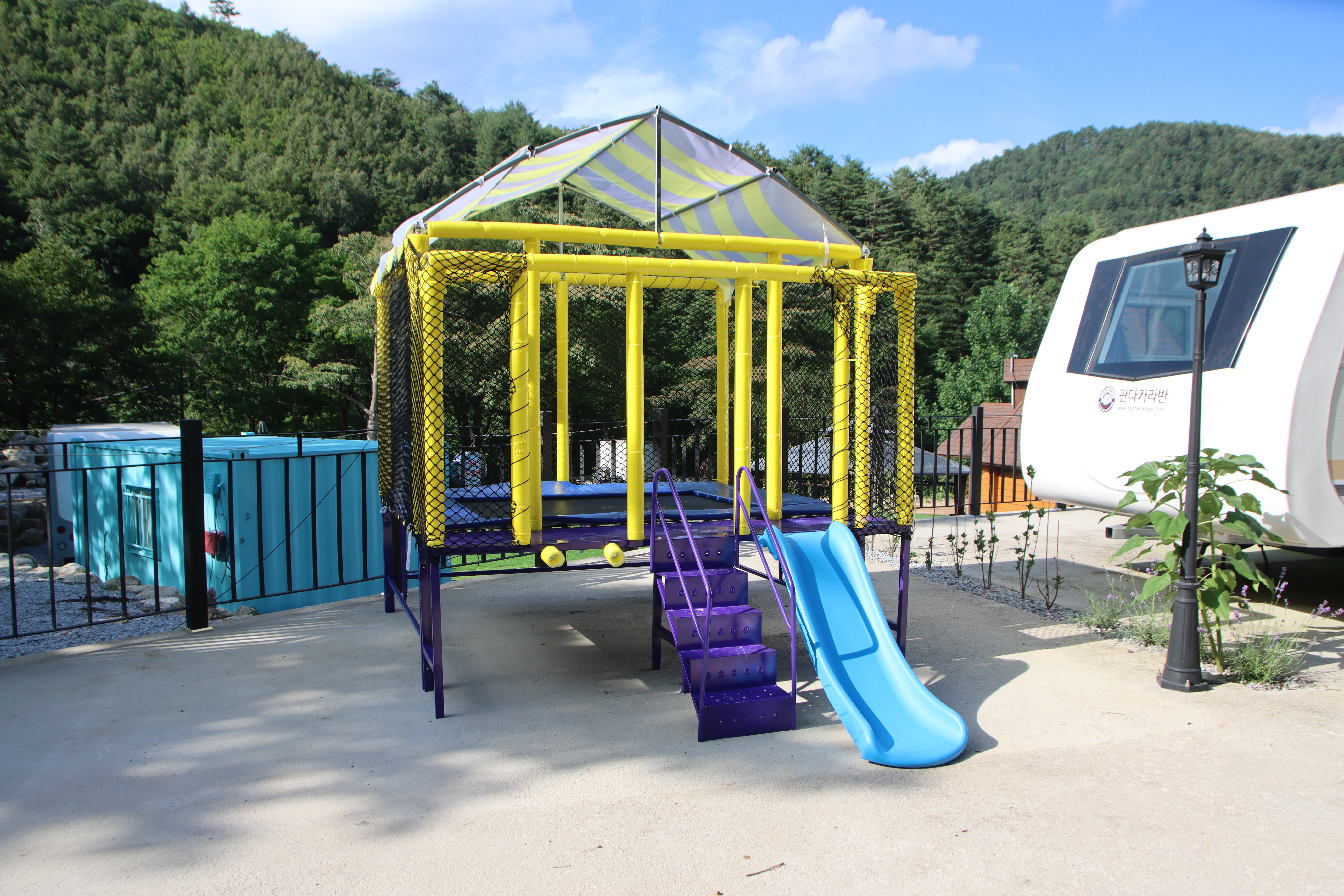 디뮤어 카라반 38번째 이미지