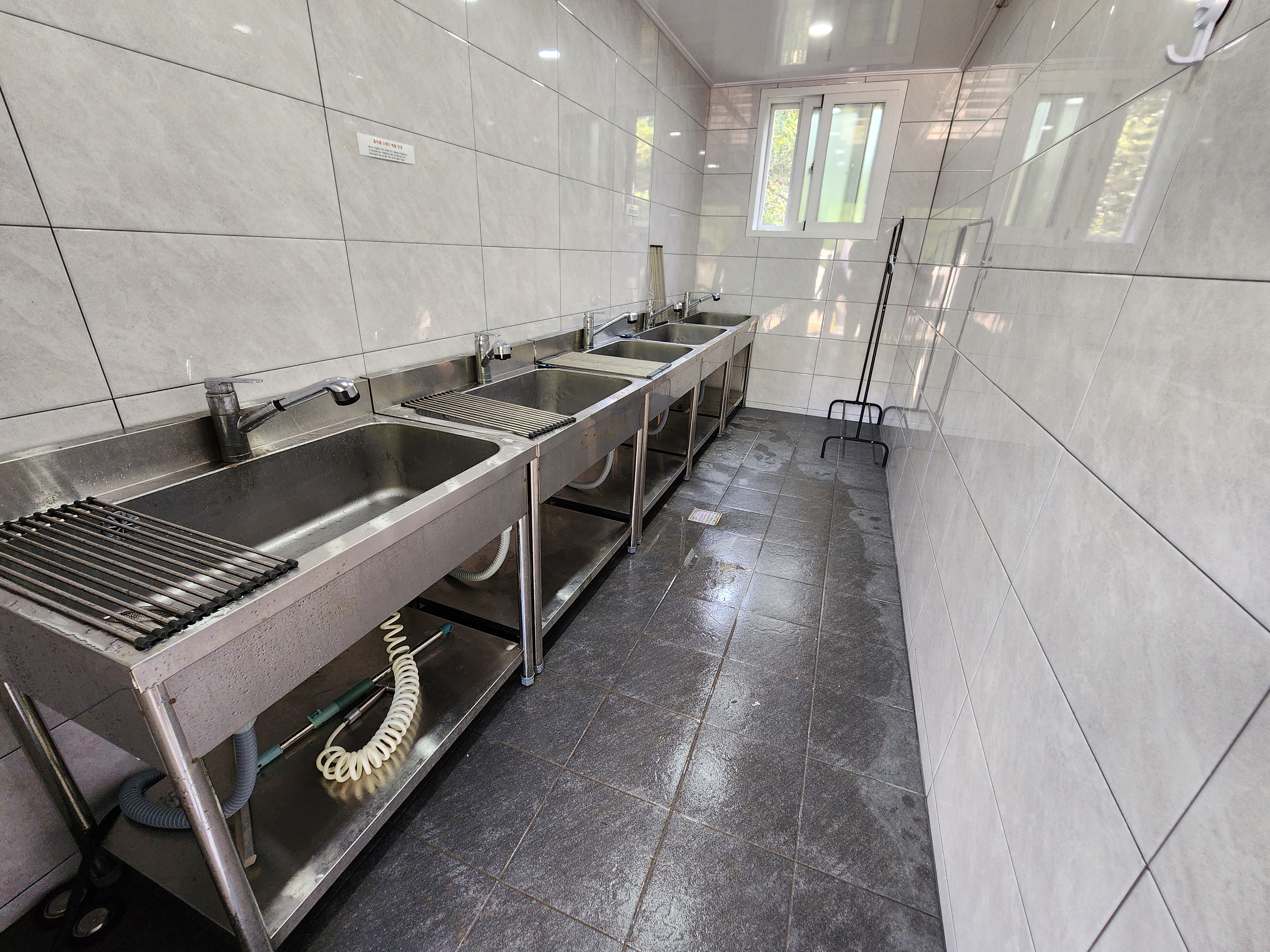 레드우드캠핑장 이미지