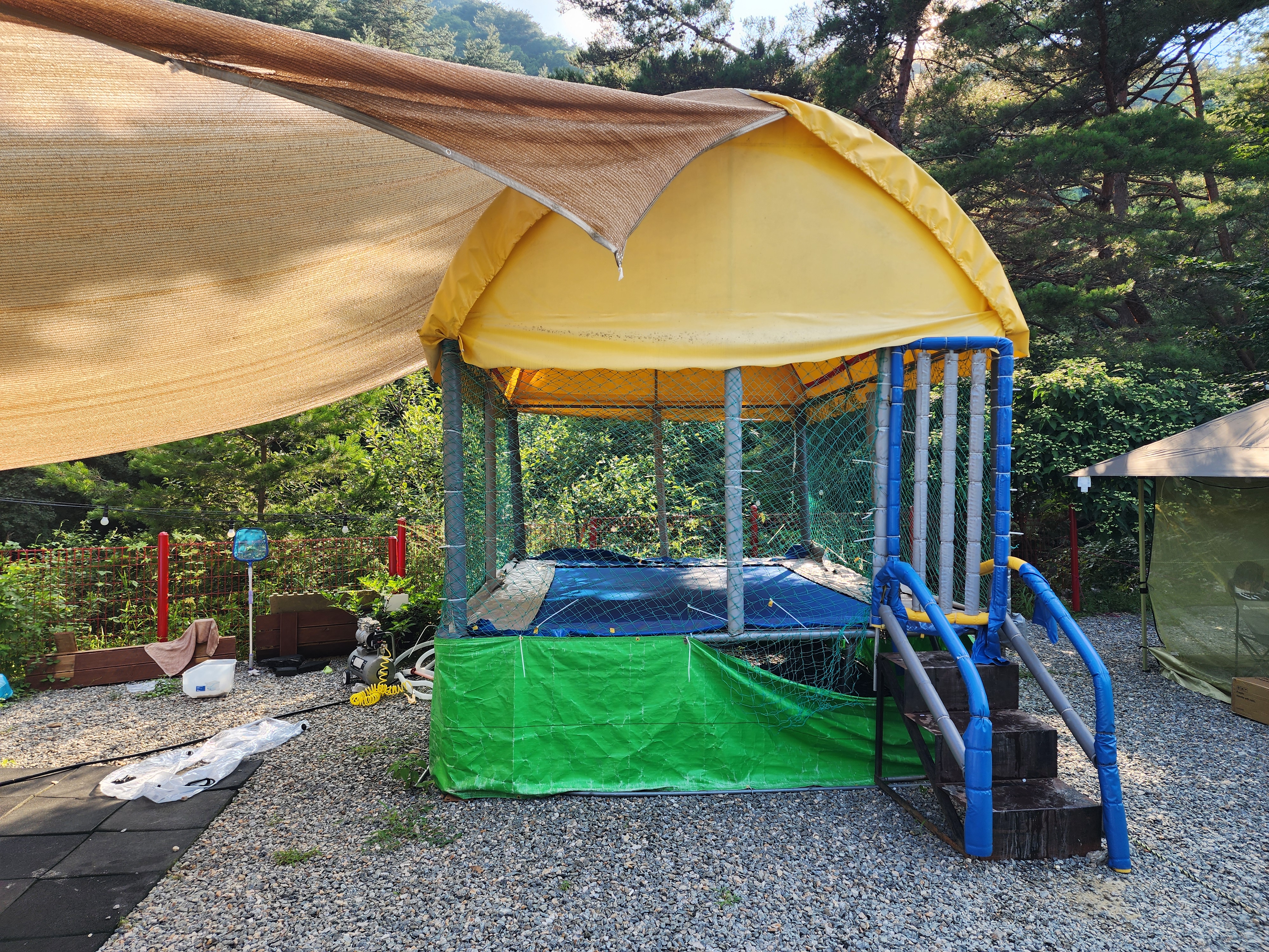 레드우드캠핑장 이미지