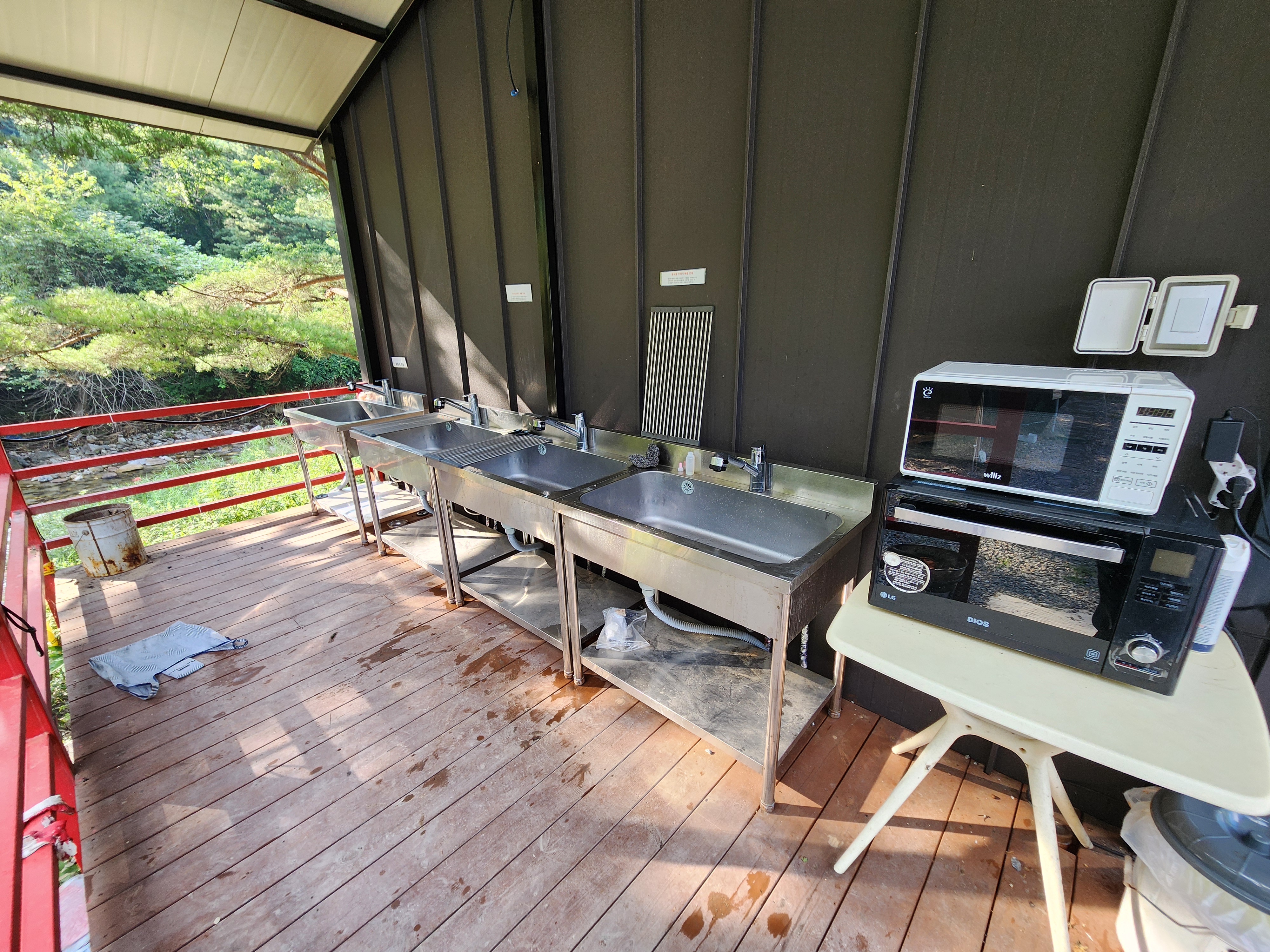 레드우드캠핑장 이미지