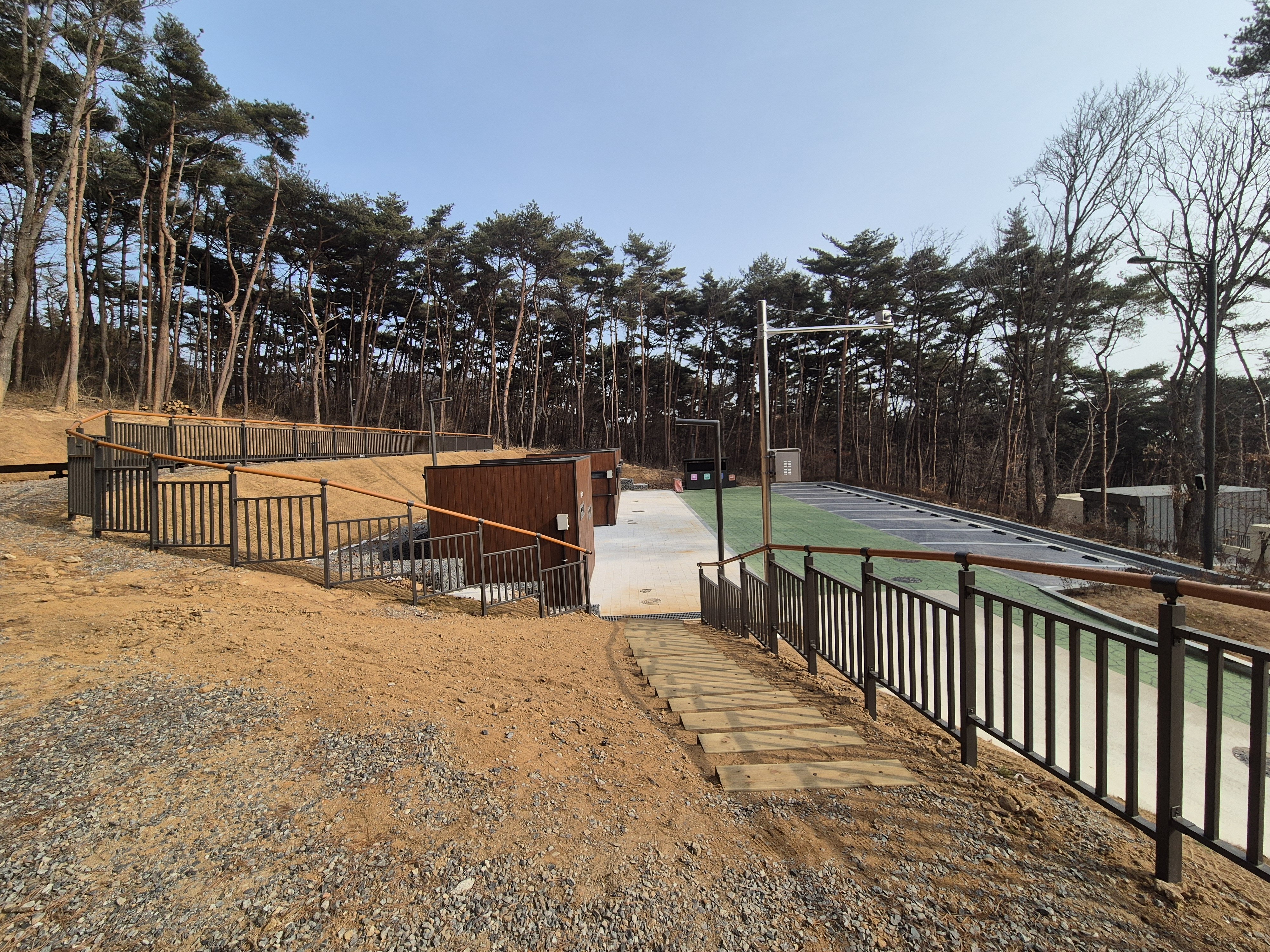 덕적도 자연휴양림 야영장 6번째 이미지