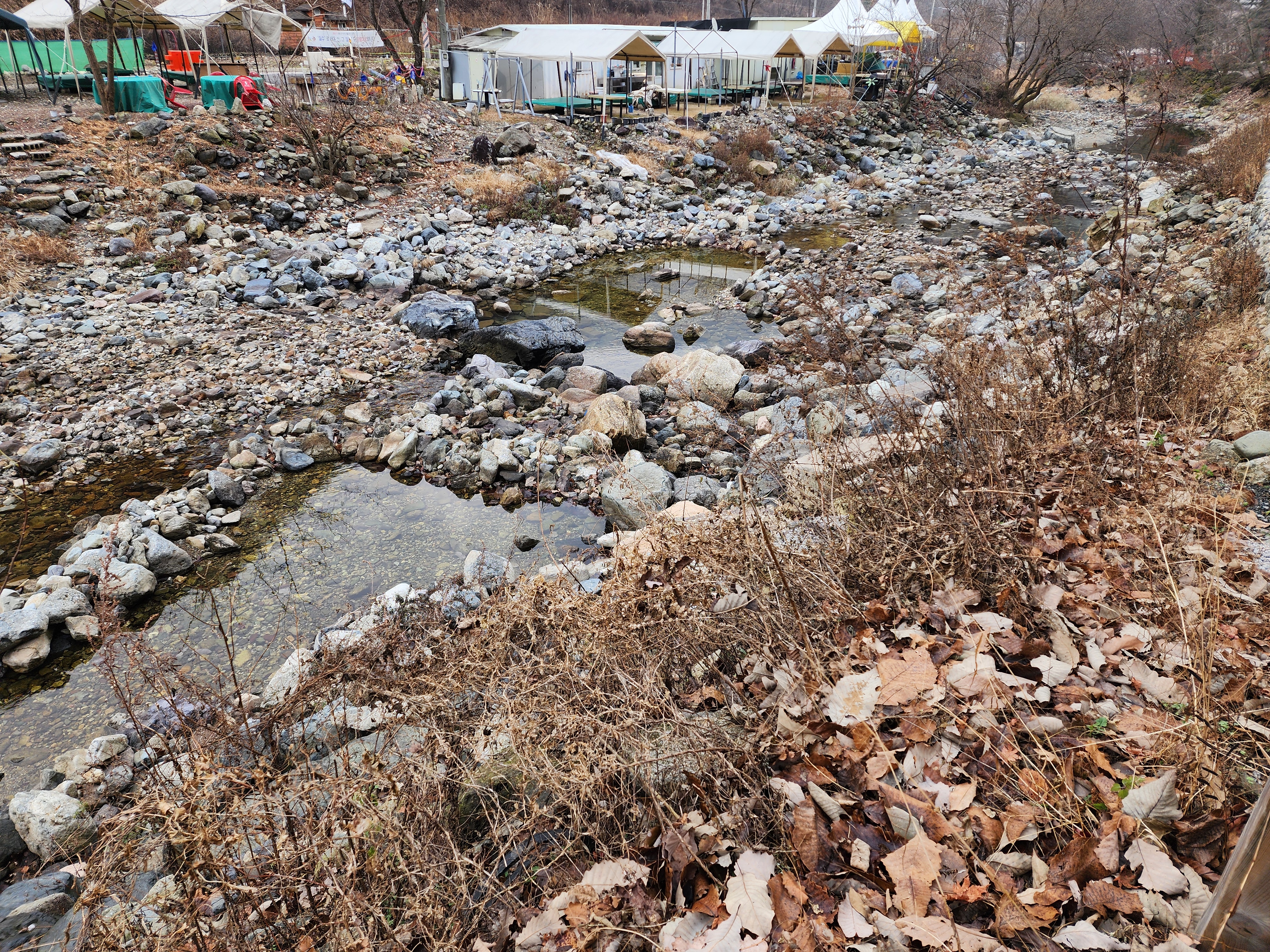 담터 민수 캠핑장 이미지