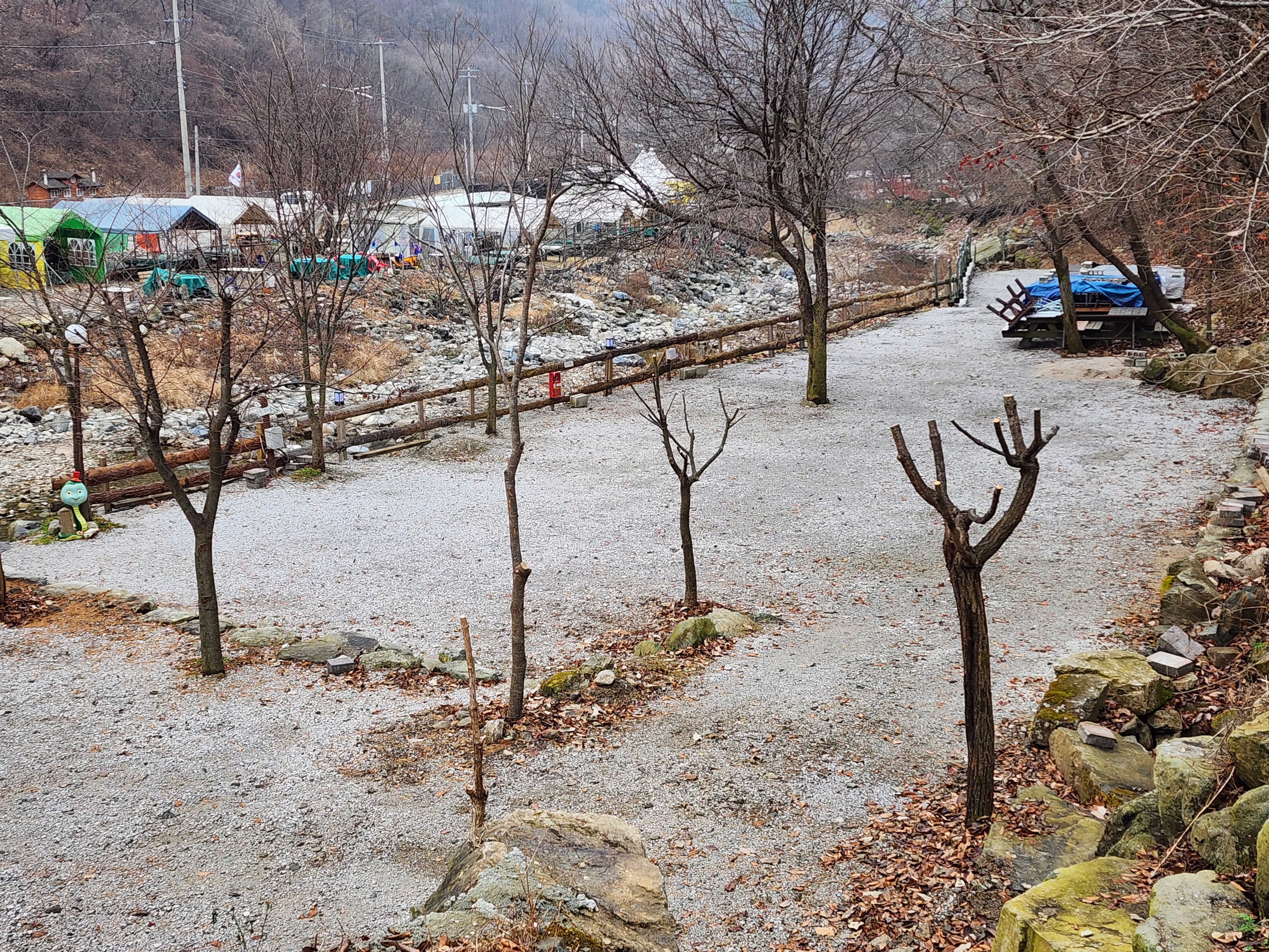 담터 민수 캠핑장 이미지