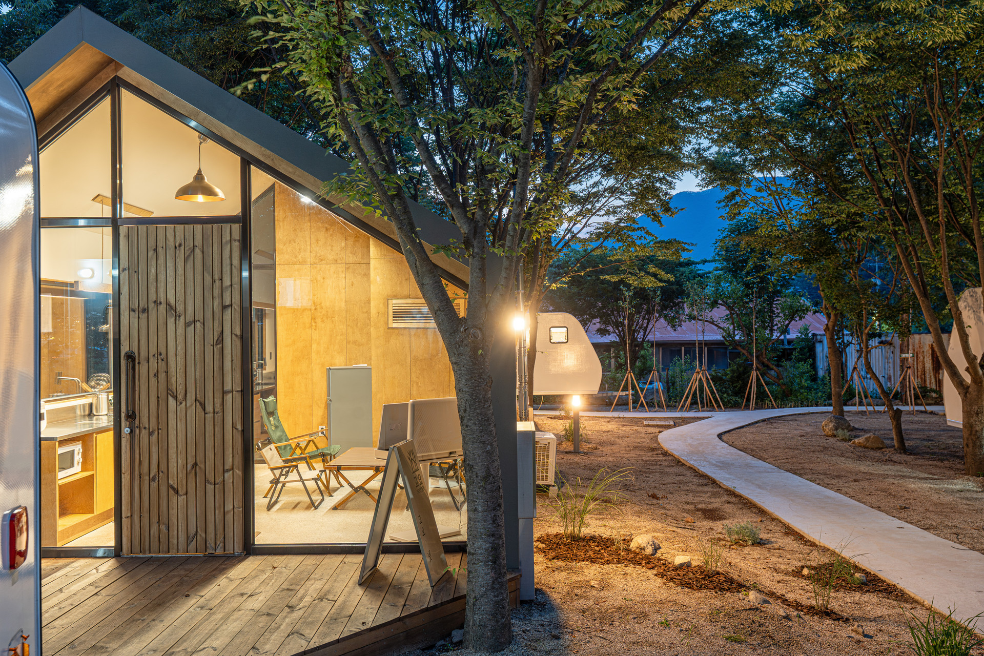 카라반캠핑 고요 6번째 이미지