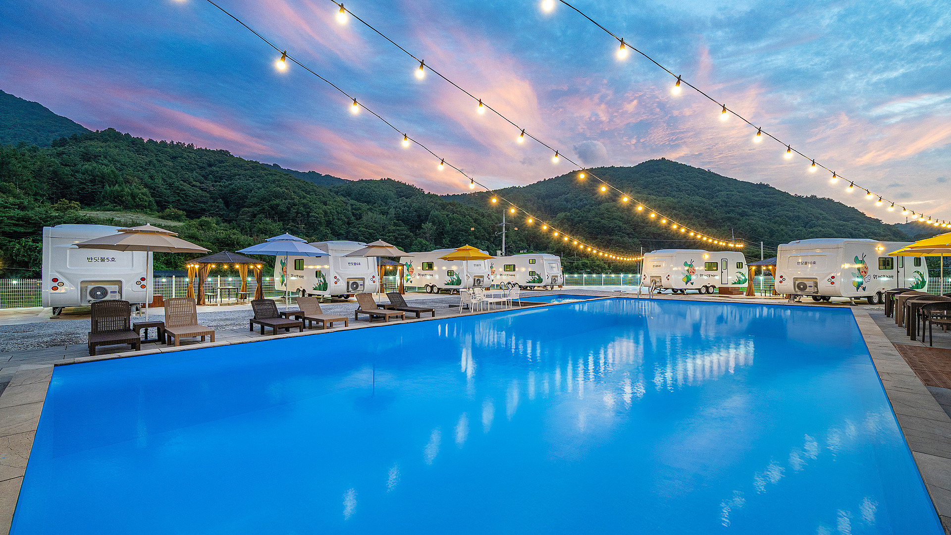 반딧불카라반캠핑장 6번째 이미지