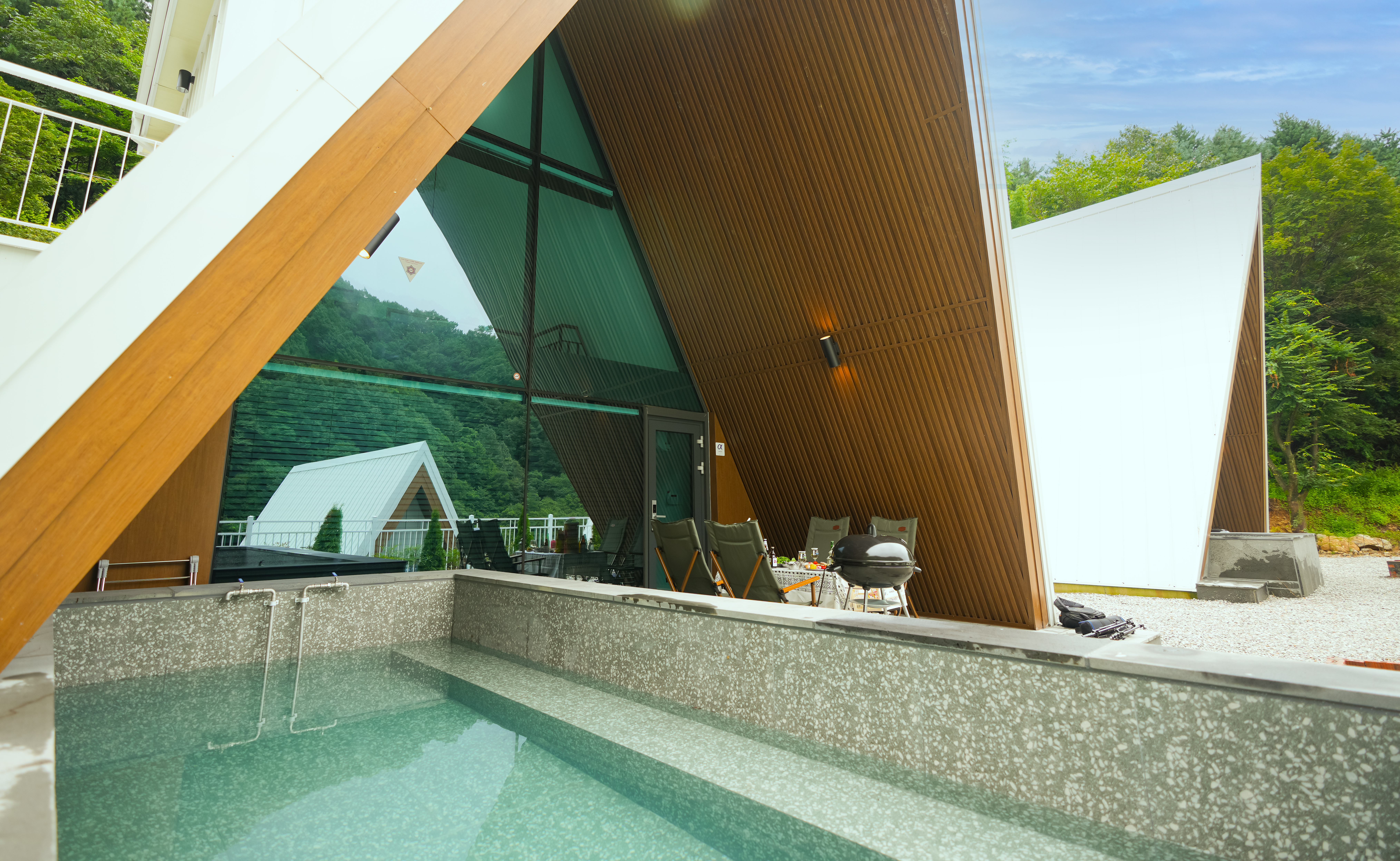 앤더포레 이미지