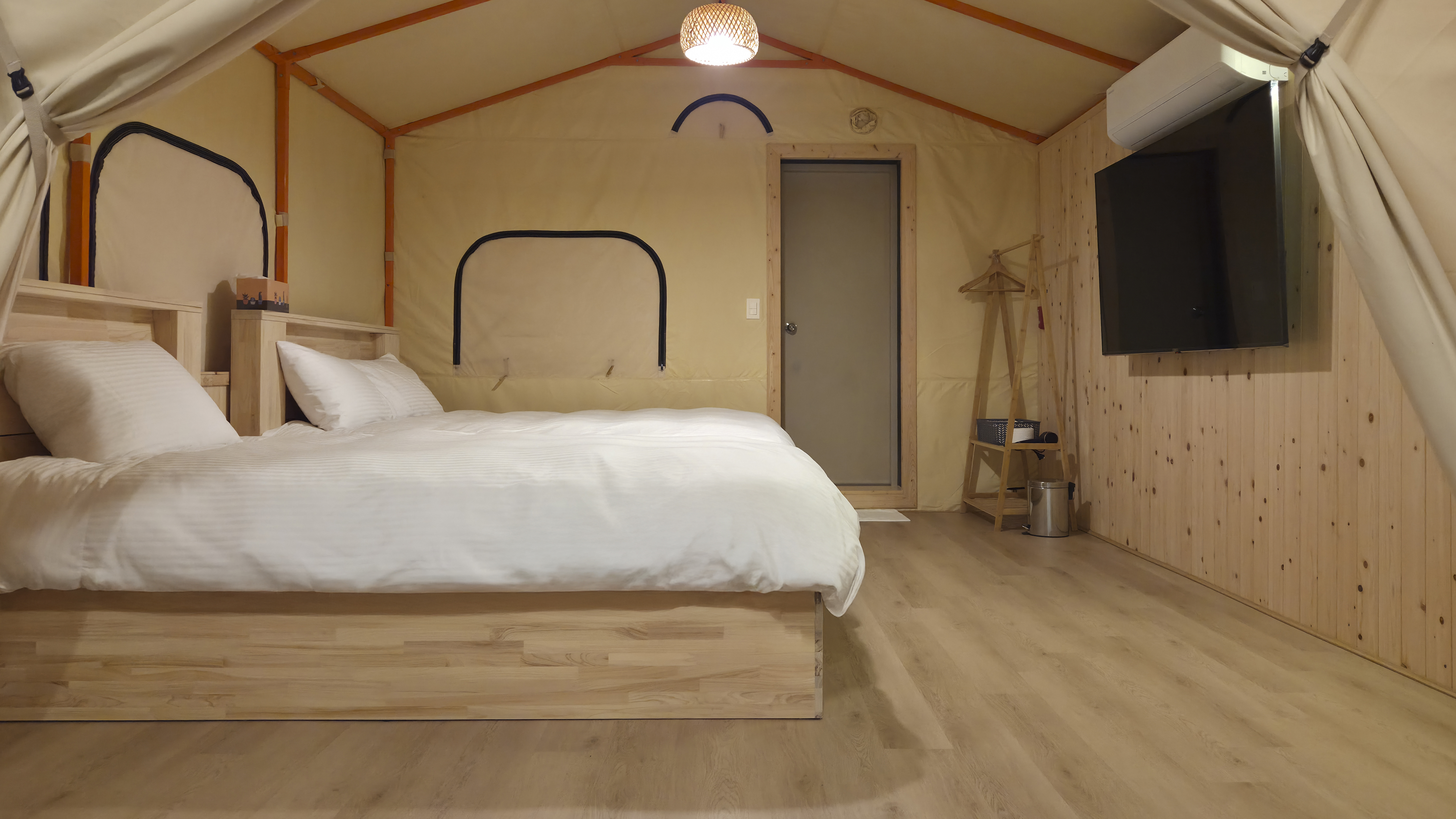 대부도 글램탑 럭셔리 글램핑 & 키즈 수영장 캠핑장 이미지